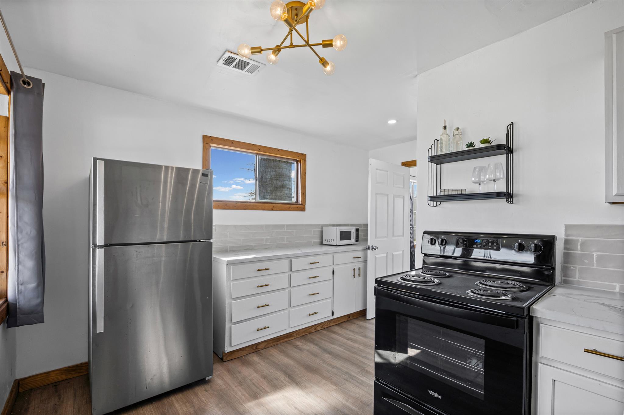 1418 Kingshill Dr, Granite Shoals, TX 78654