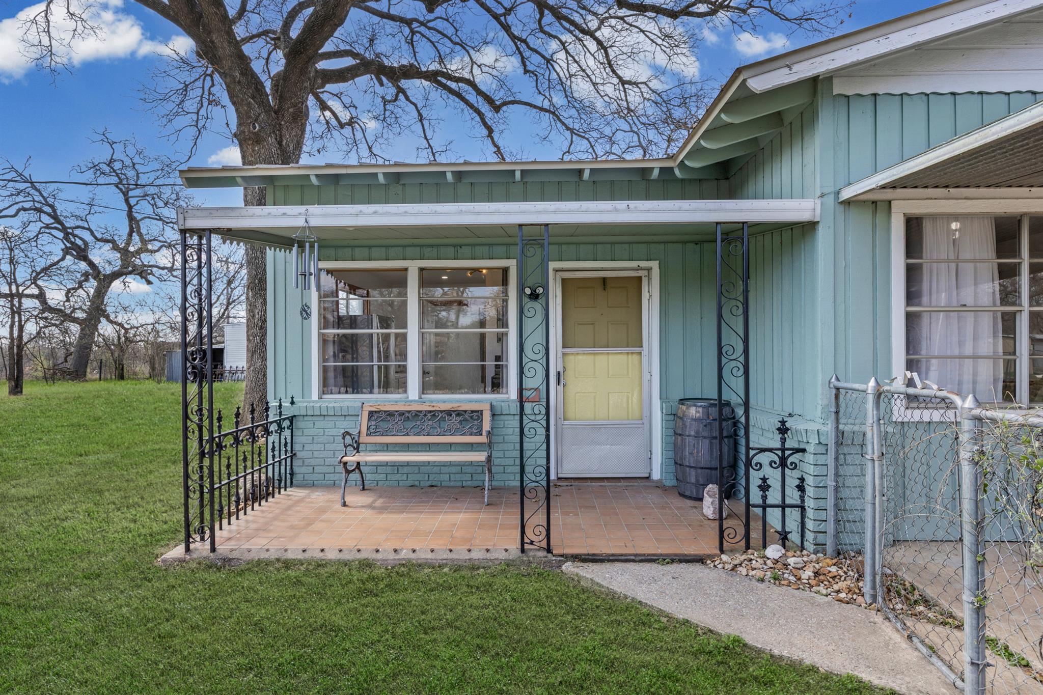 1418 Kingshill Dr, Granite Shoals, TX 78654