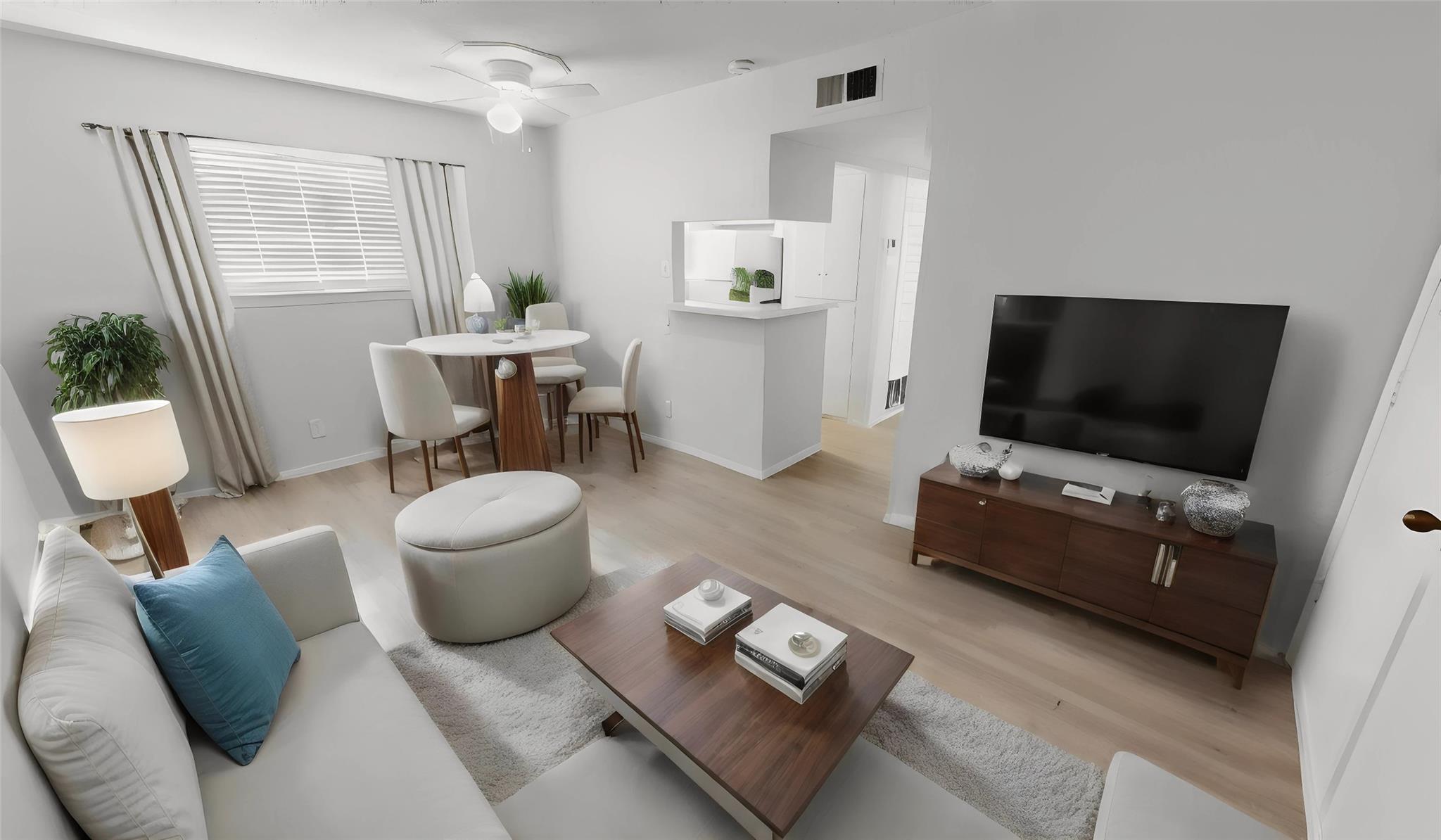 402 E 30th St # 306, Austin, TX 78705