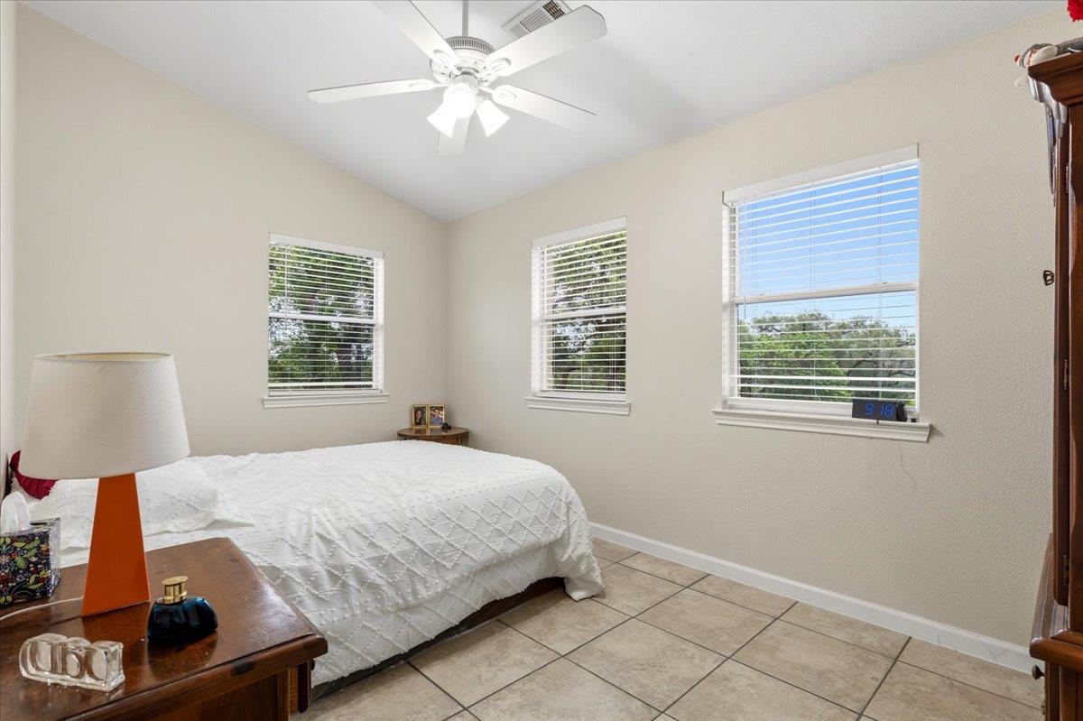 297 Robins Way, Wimberley, TX 78676