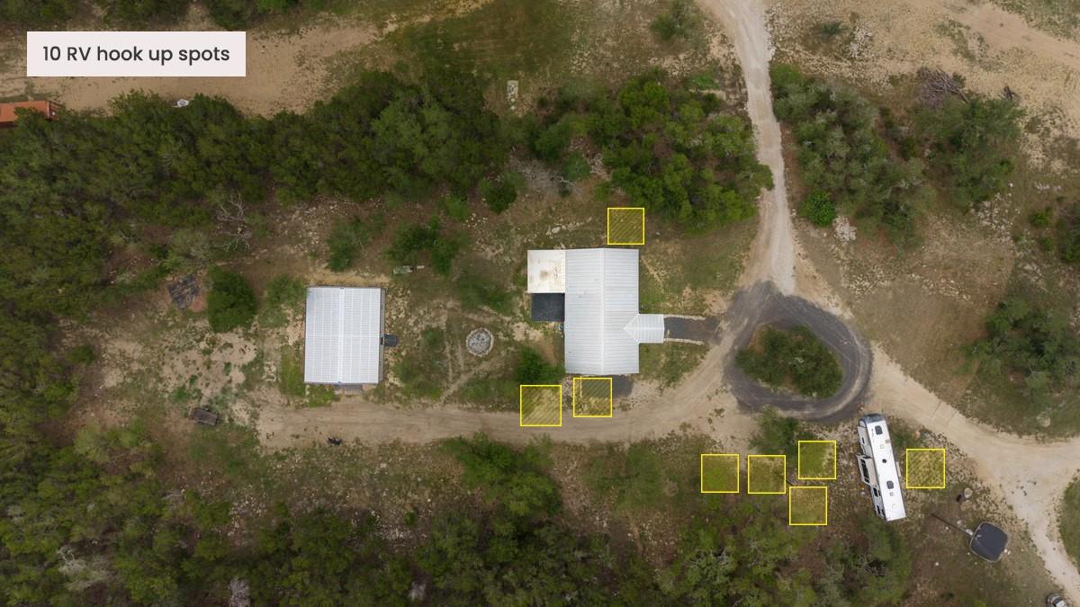 297 Robins Way, Wimberley, TX 78676