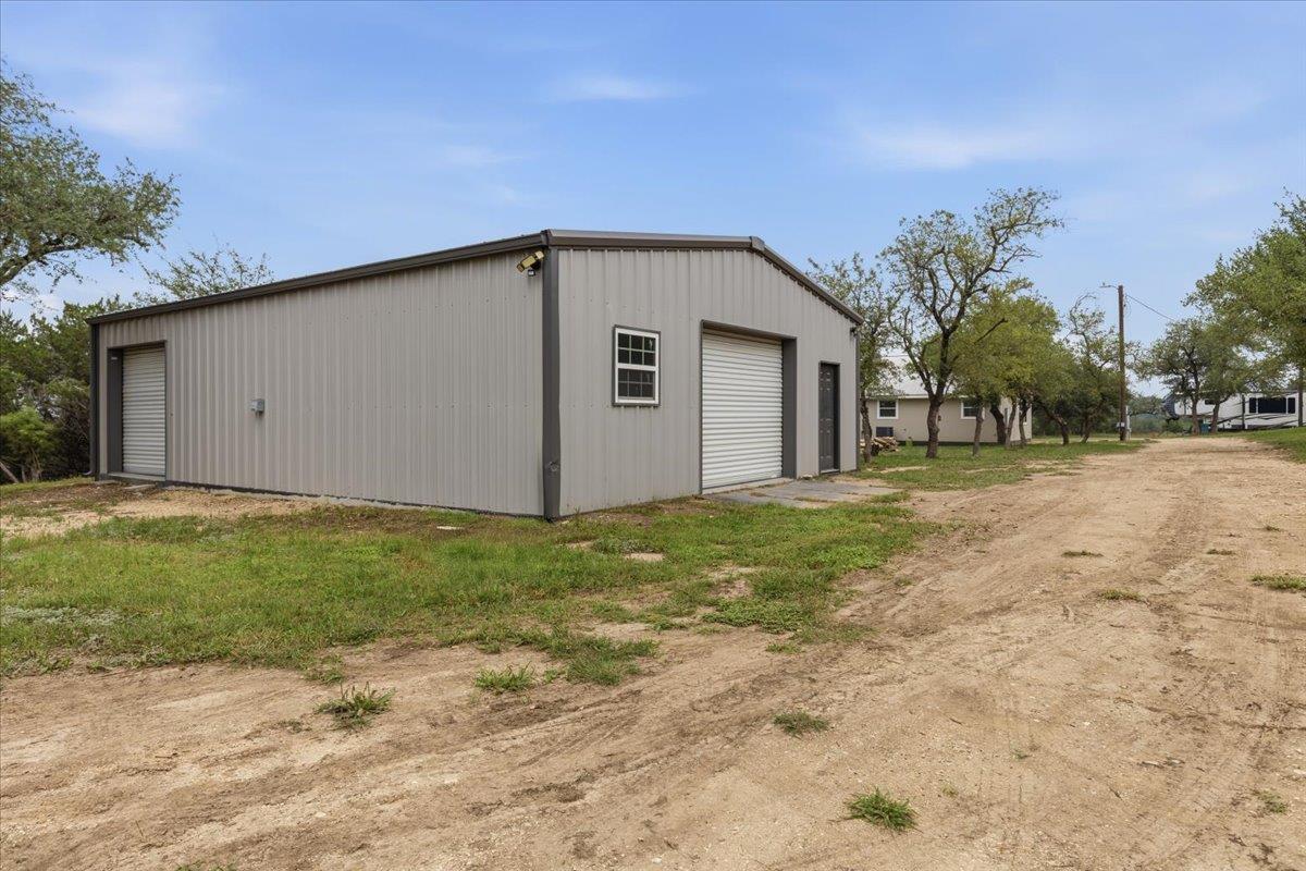 297 Robins Way, Wimberley, TX 78676