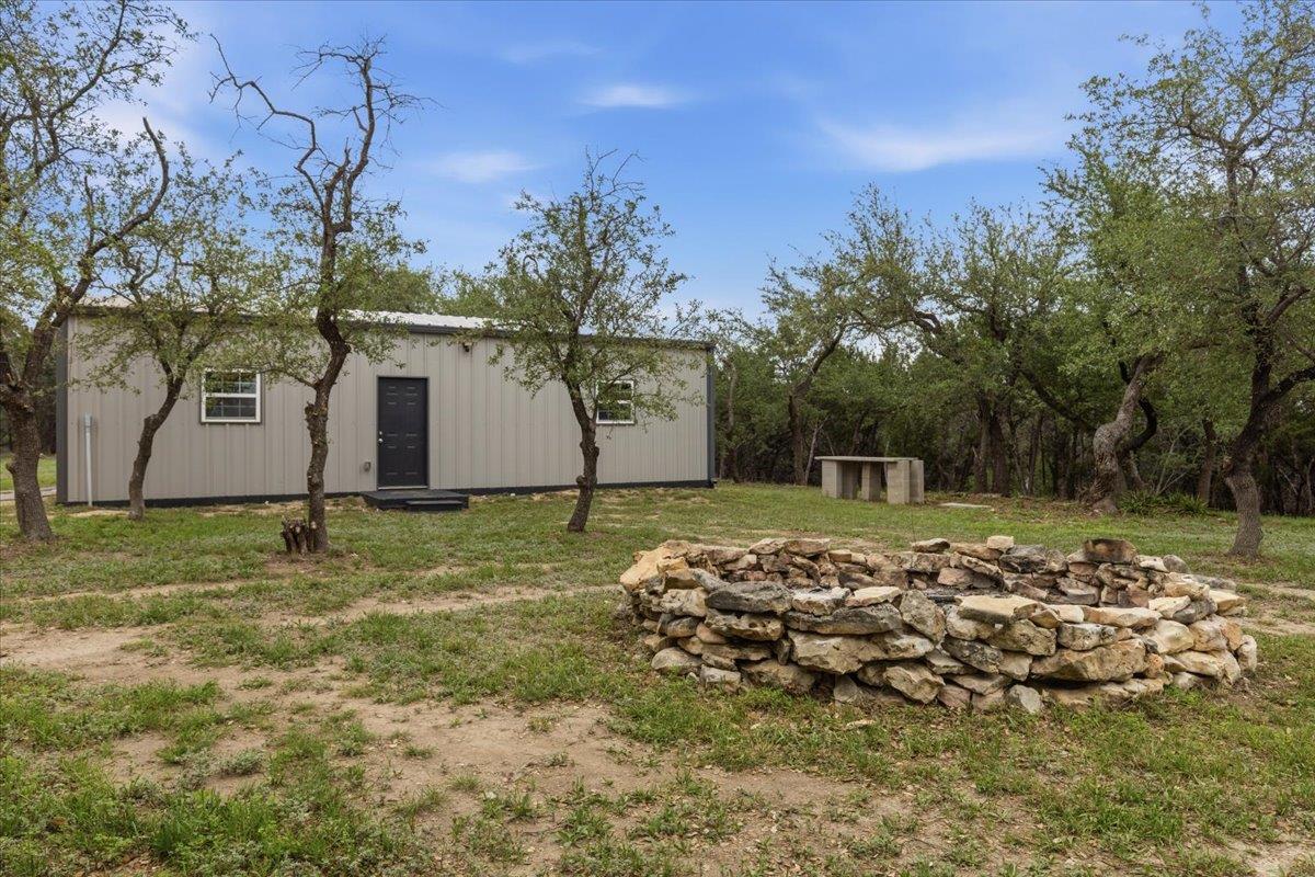 297 Robins Way, Wimberley, TX 78676