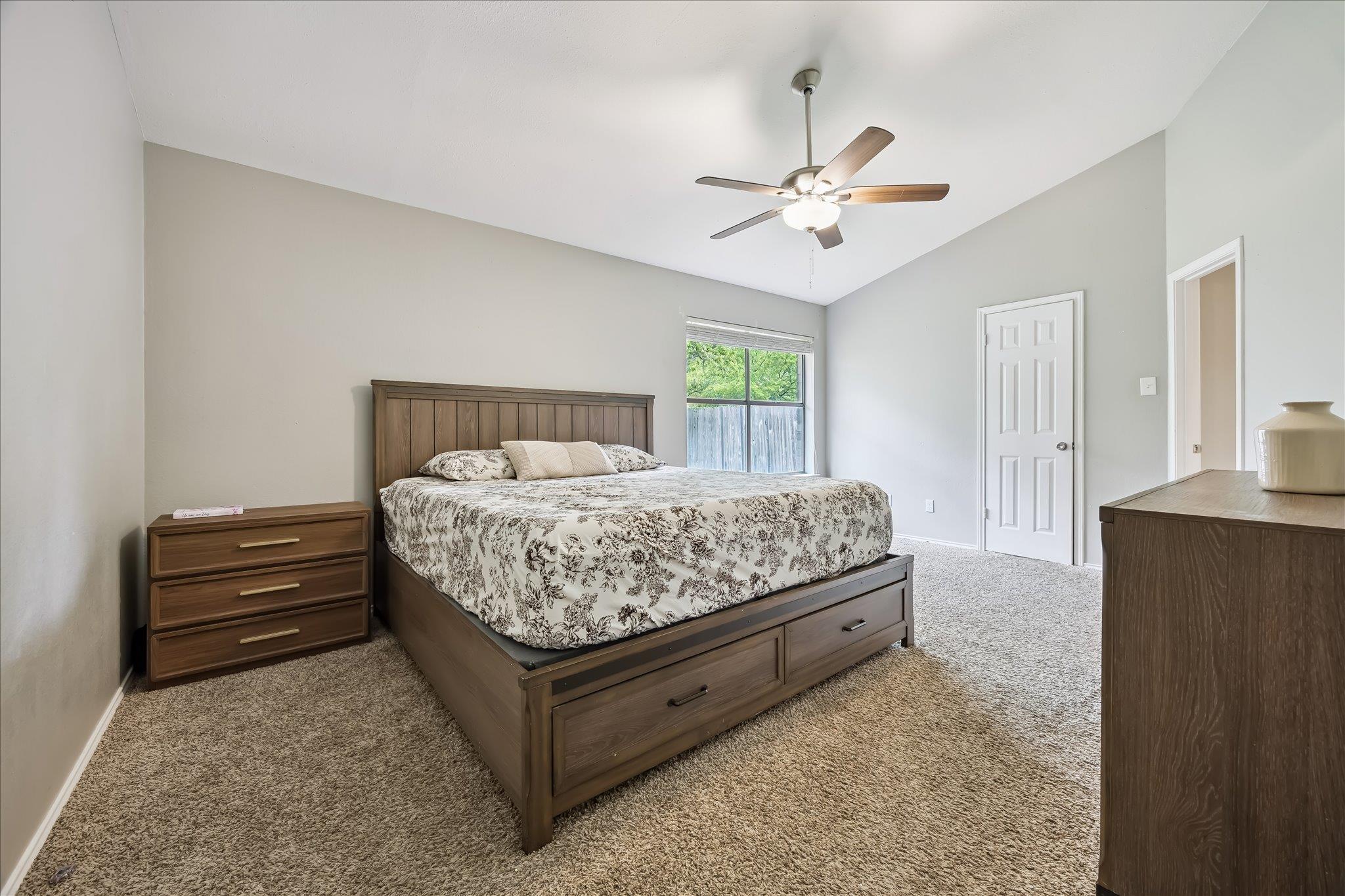 17504 Klamath Falls Dr, Round Rock, TX 78681