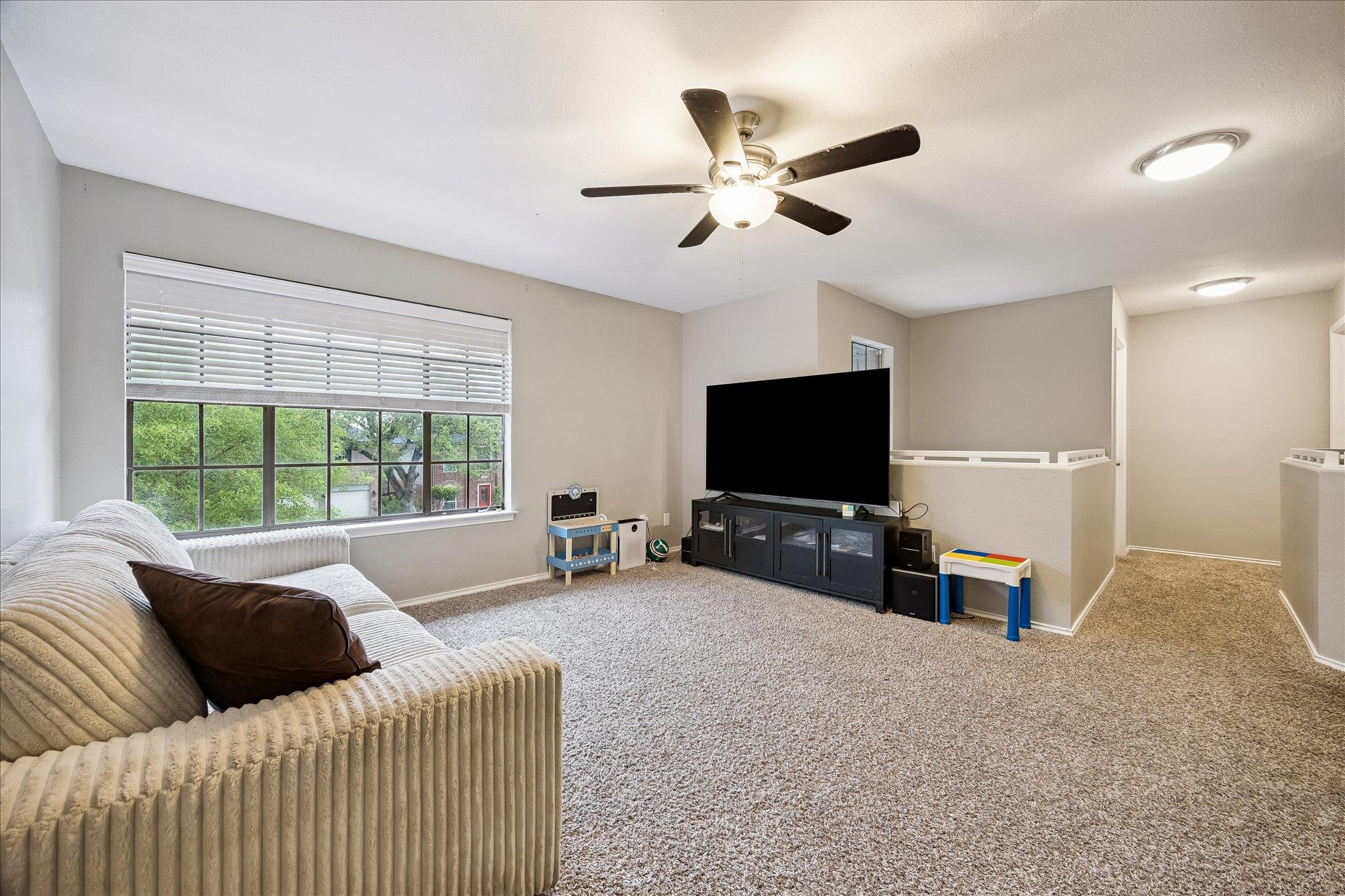 17504 Klamath Falls Dr, Round Rock, TX 78681