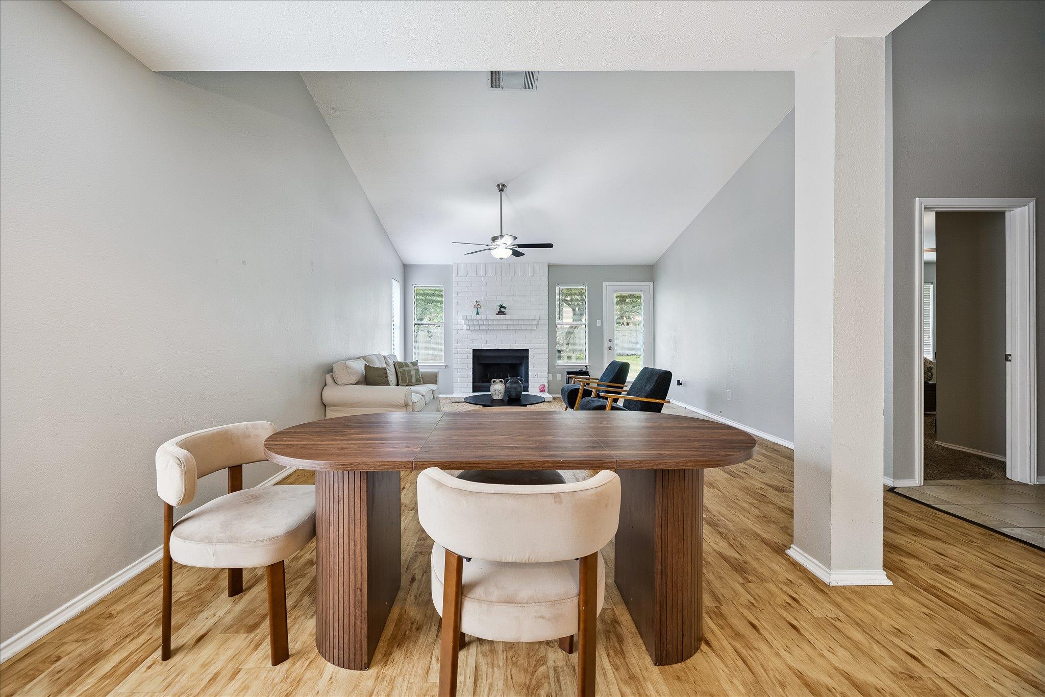 17504 Klamath Falls Dr, Round Rock, TX 78681