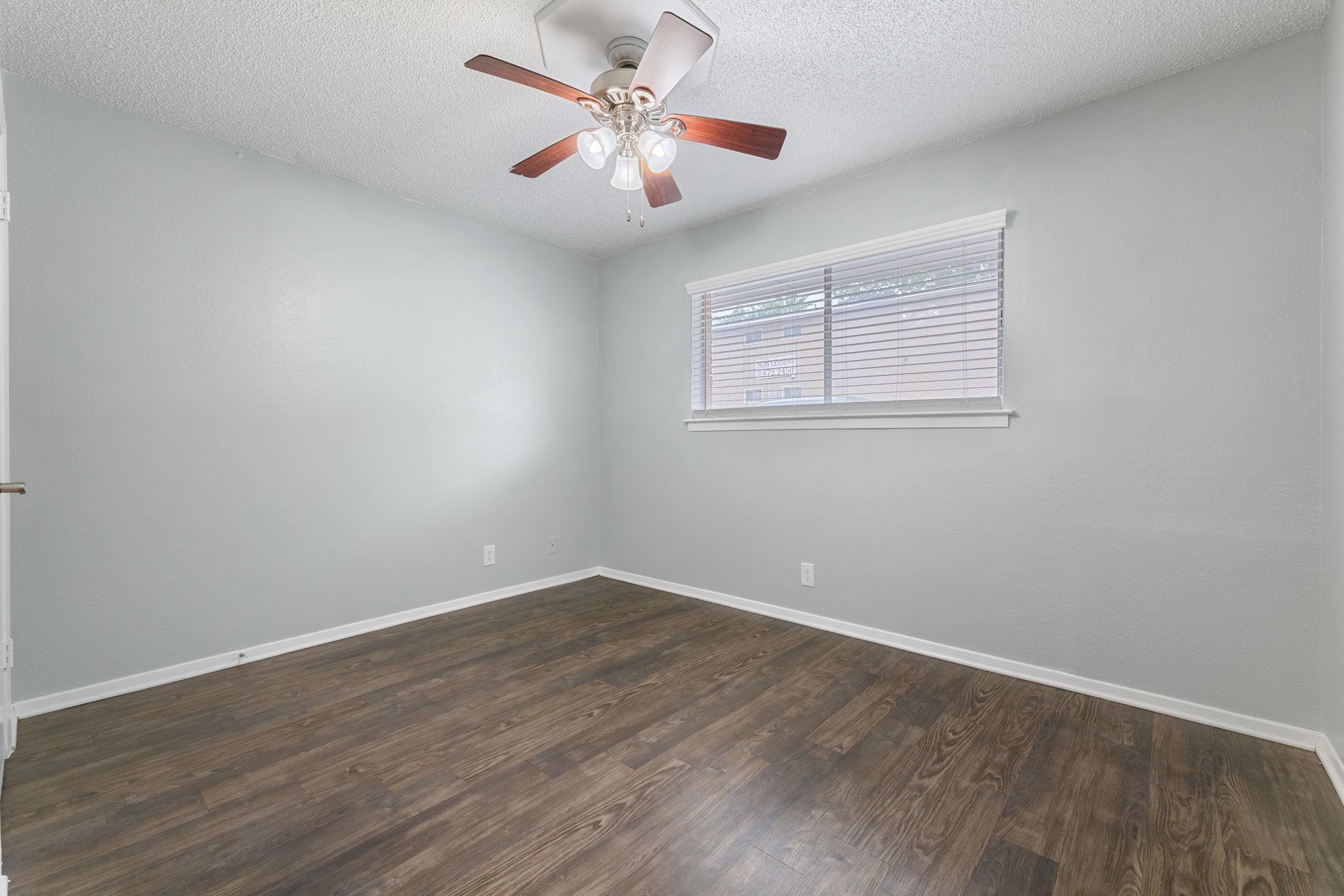 406 E 30th St # 204, Austin, TX 78705
