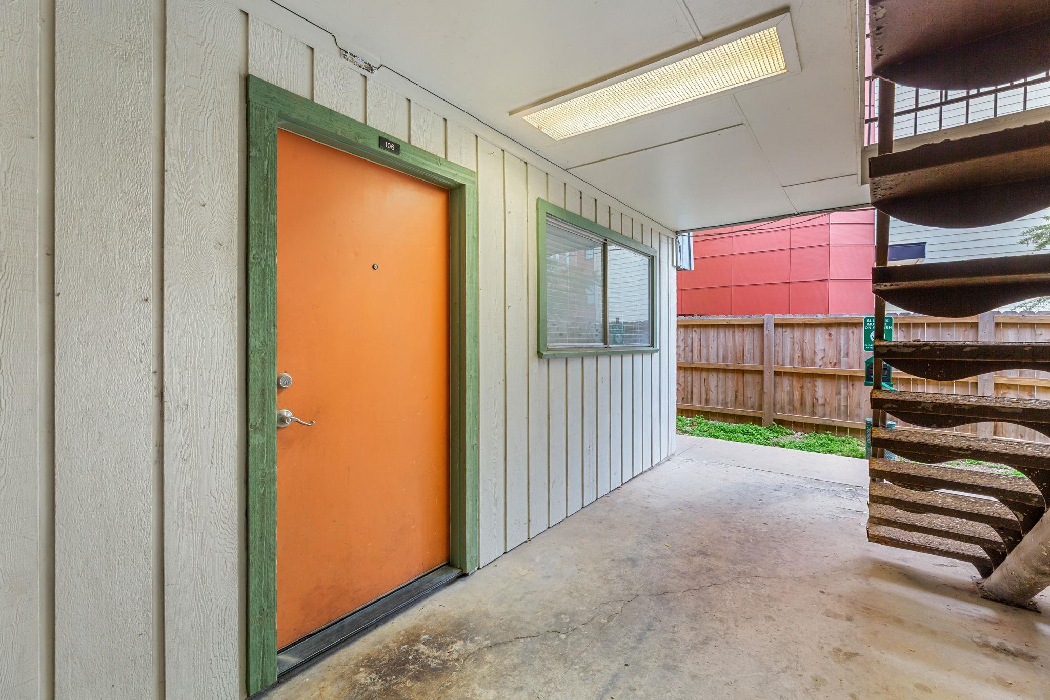 406 E 30th St # 204, Austin, TX 78705