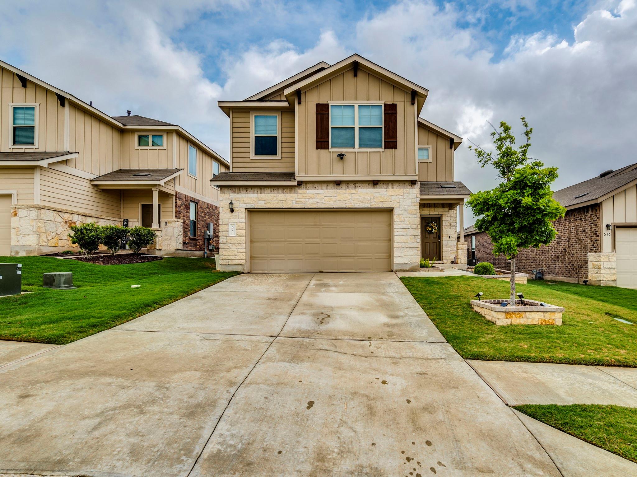 624 Pepperbark Loop, Buda, TX 78610