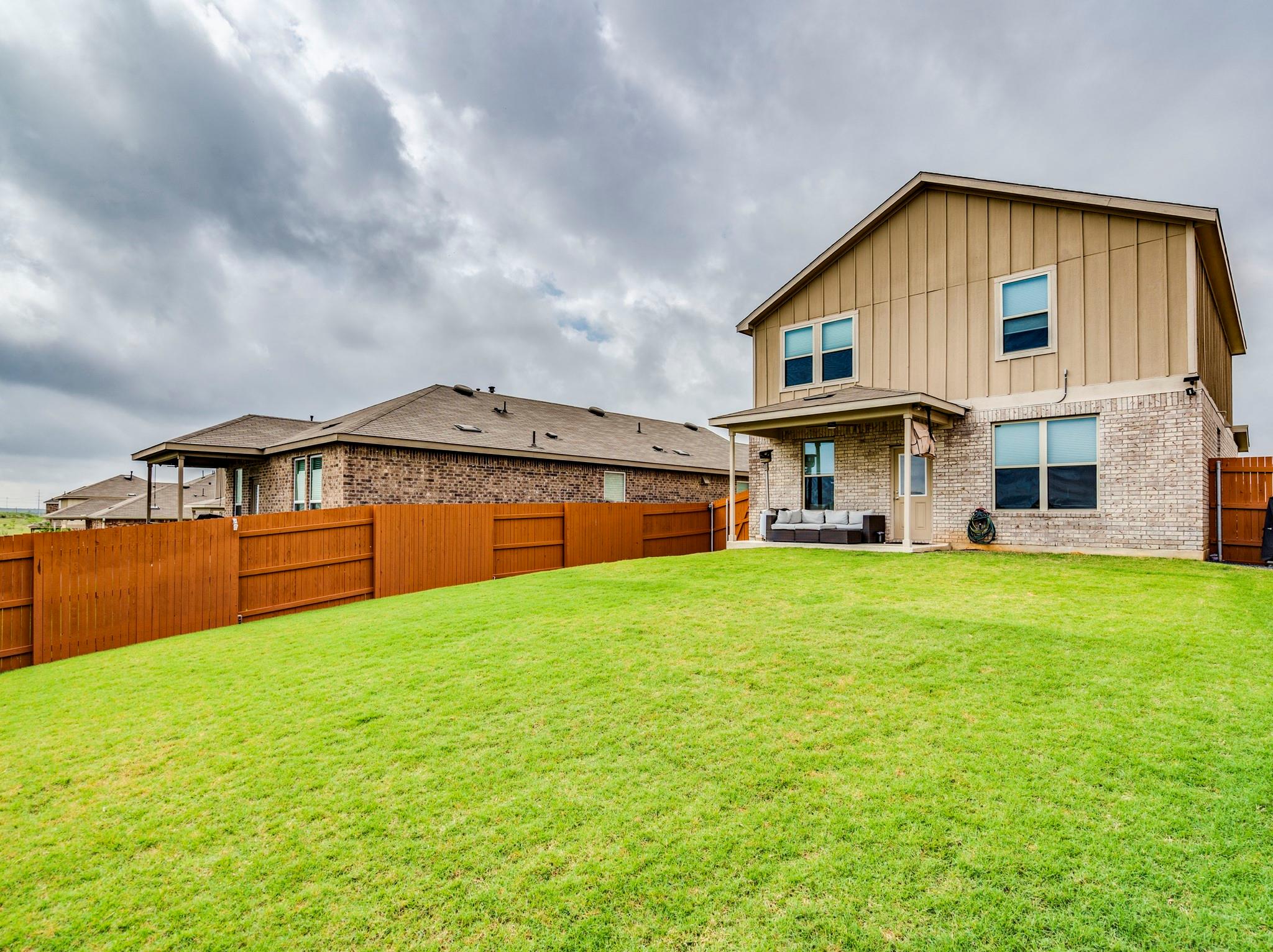 624 Pepperbark Loop, Buda, TX 78610