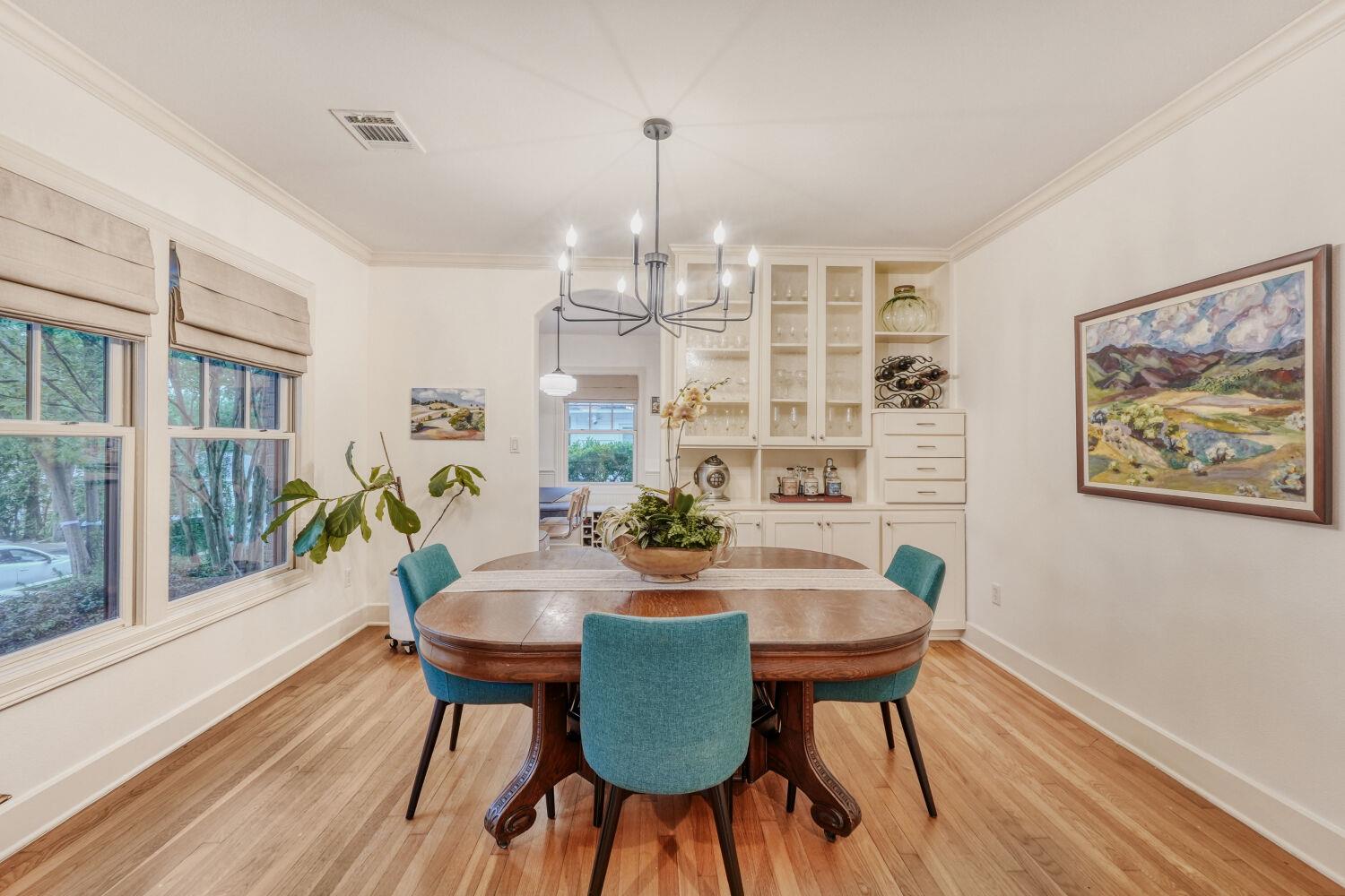 2101 Elton Ln, Austin, TX 78703