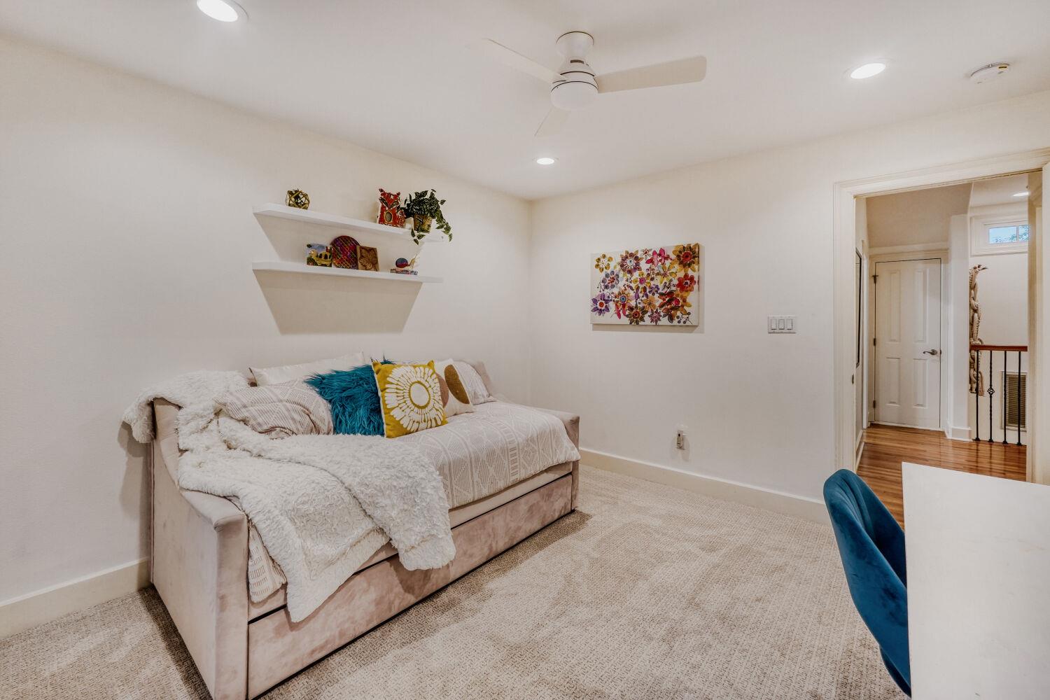 2101 Elton Ln, Austin, TX 78703