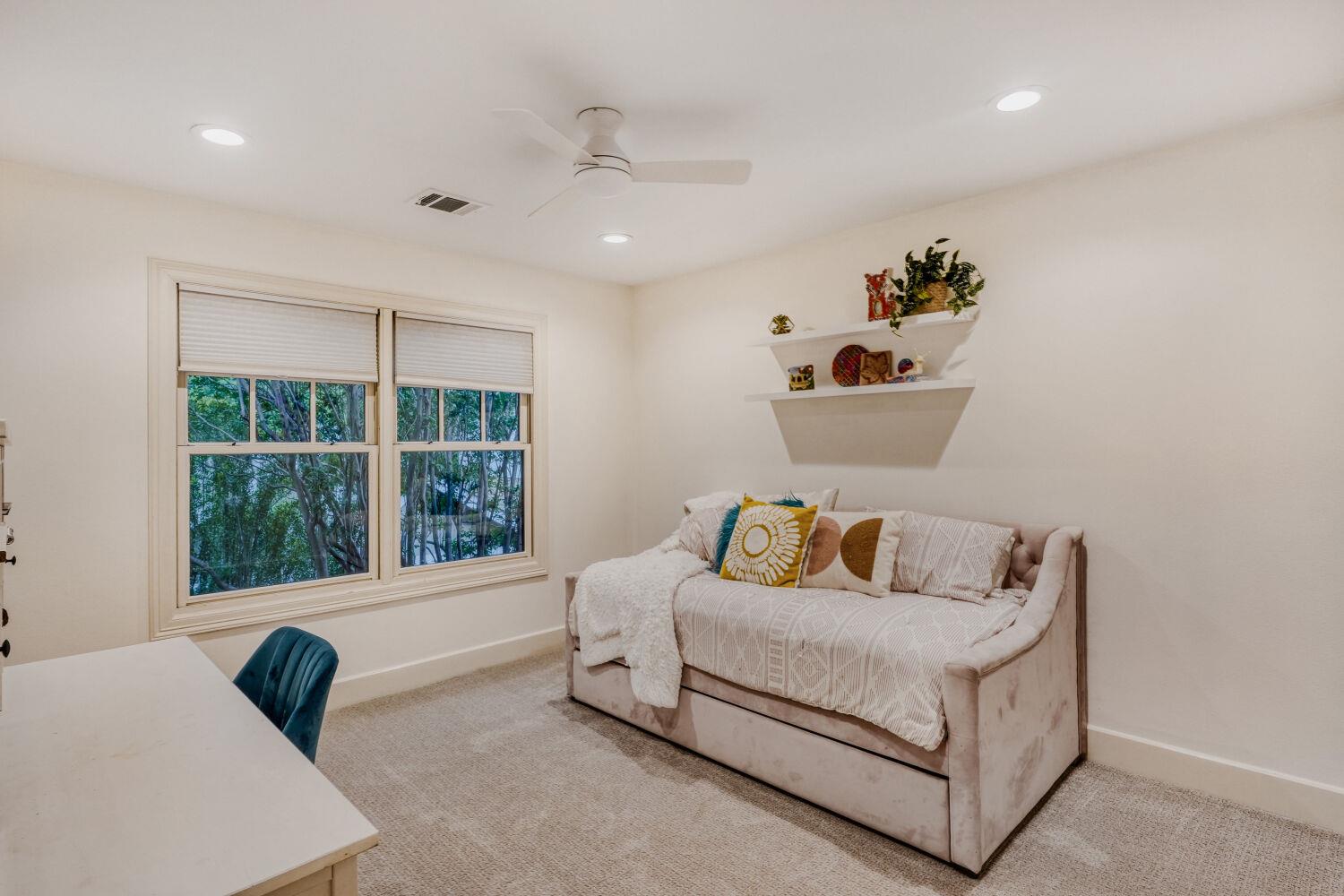 2101 Elton Ln, Austin, TX 78703