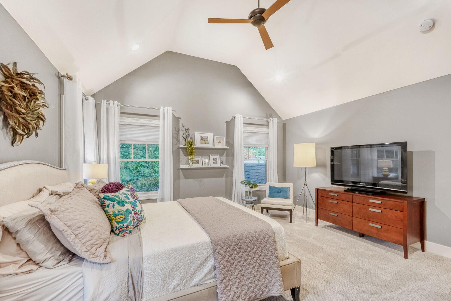 2101 Elton Ln, Austin, TX 78703