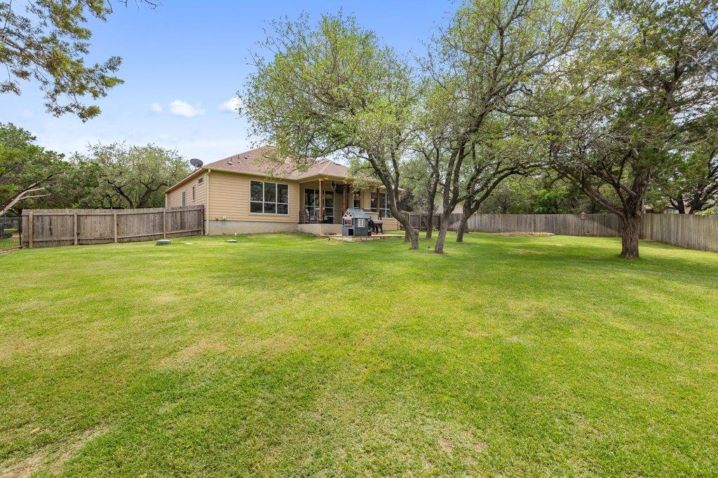 406 Strichen Dr, Spicewood, TX 78669