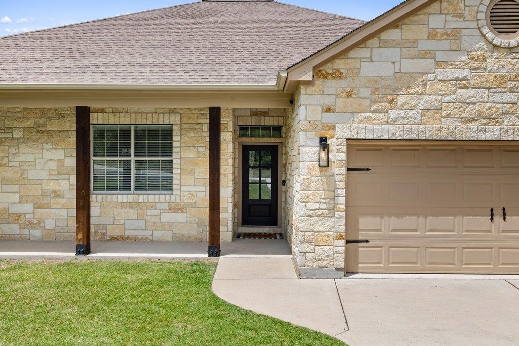 406 Strichen Dr, Spicewood, TX 78669