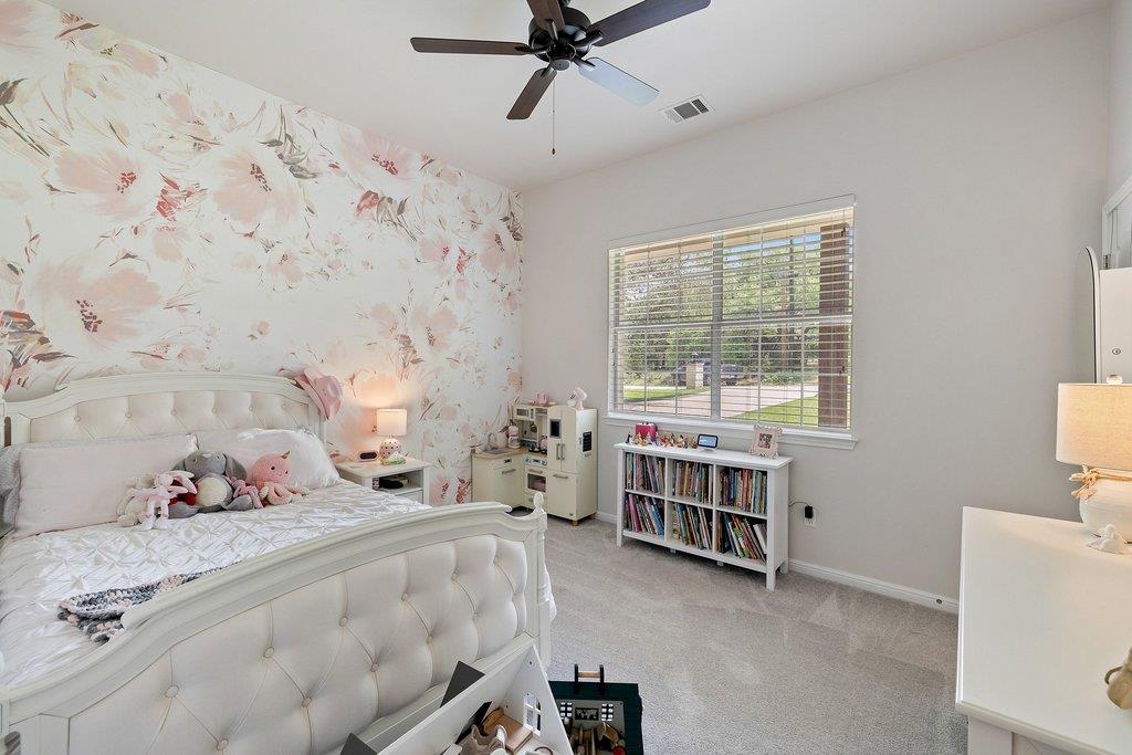 406 Strichen Dr, Spicewood, TX 78669