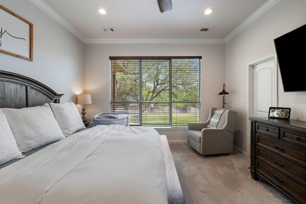 406 Strichen Dr, Spicewood, TX 78669