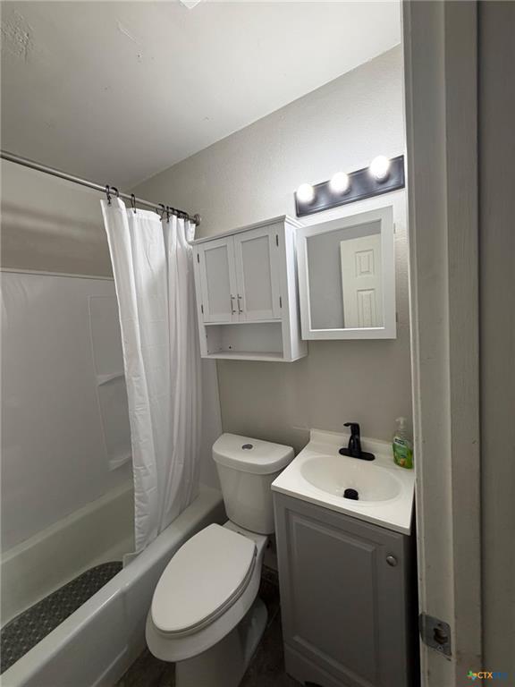 305 Carothers St, Copperas Cove, TX 76522