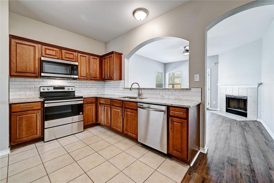 11306 Dimmit St, Manor, TX 78653