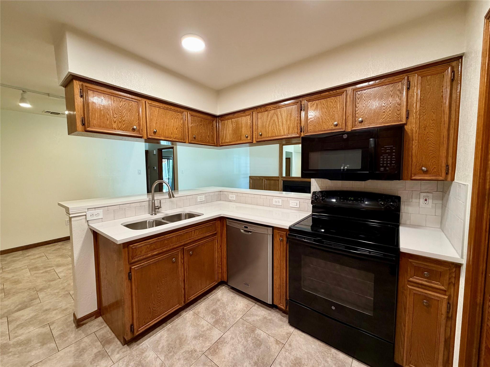 349 Fantail Loop # B, Austin, TX 78734