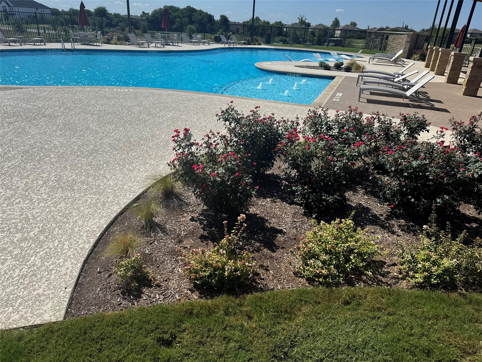 2425 Oscar Eli Pl, Round Rock, TX 78665