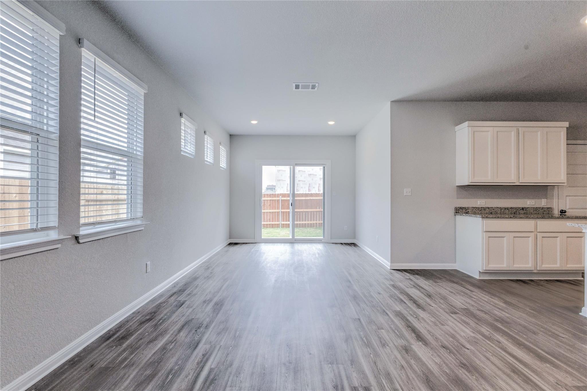 2425 Oscar Eli Pl, Round Rock, TX 78665
