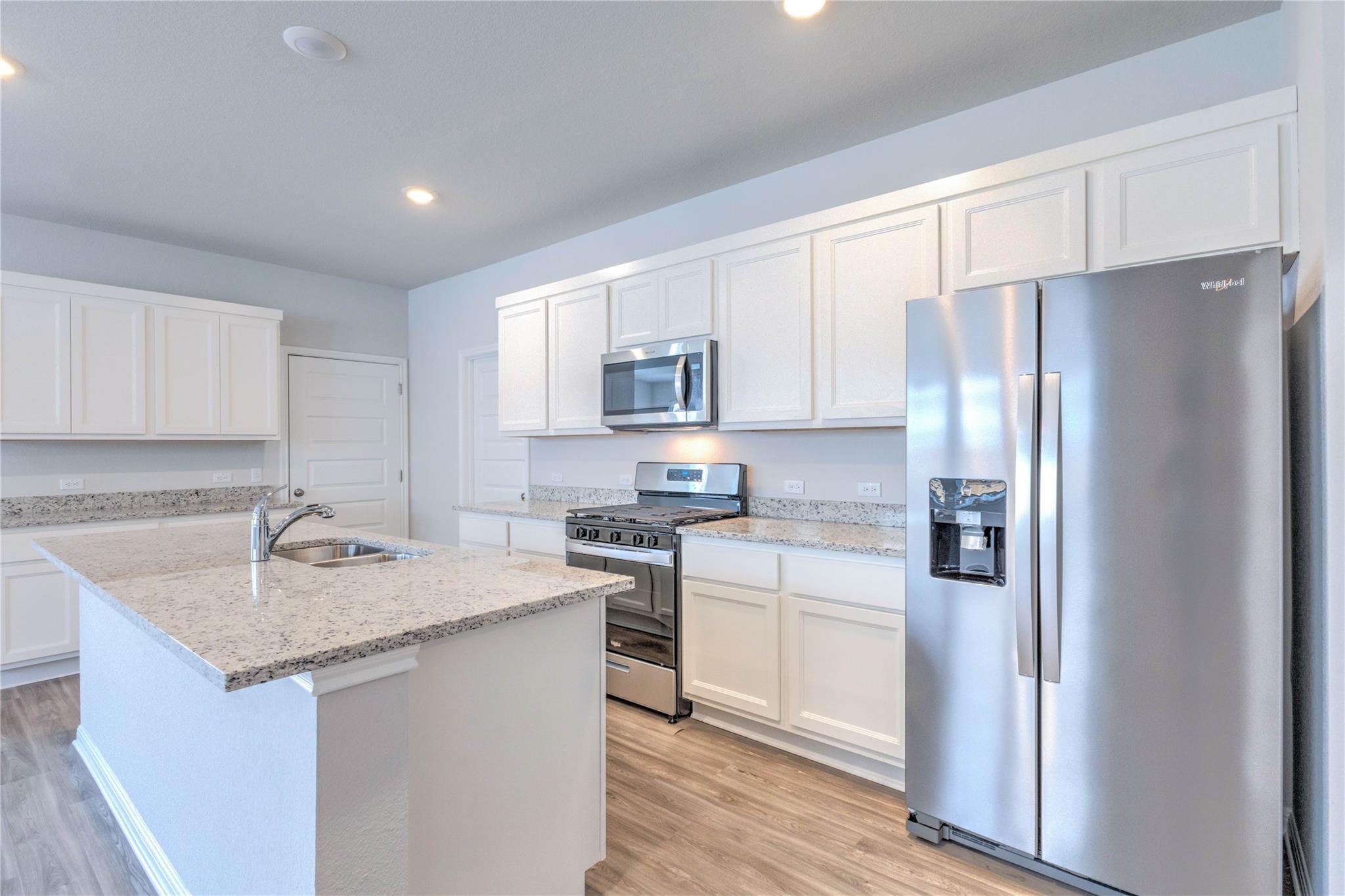 2425 Oscar Eli Pl, Round Rock, TX 78665