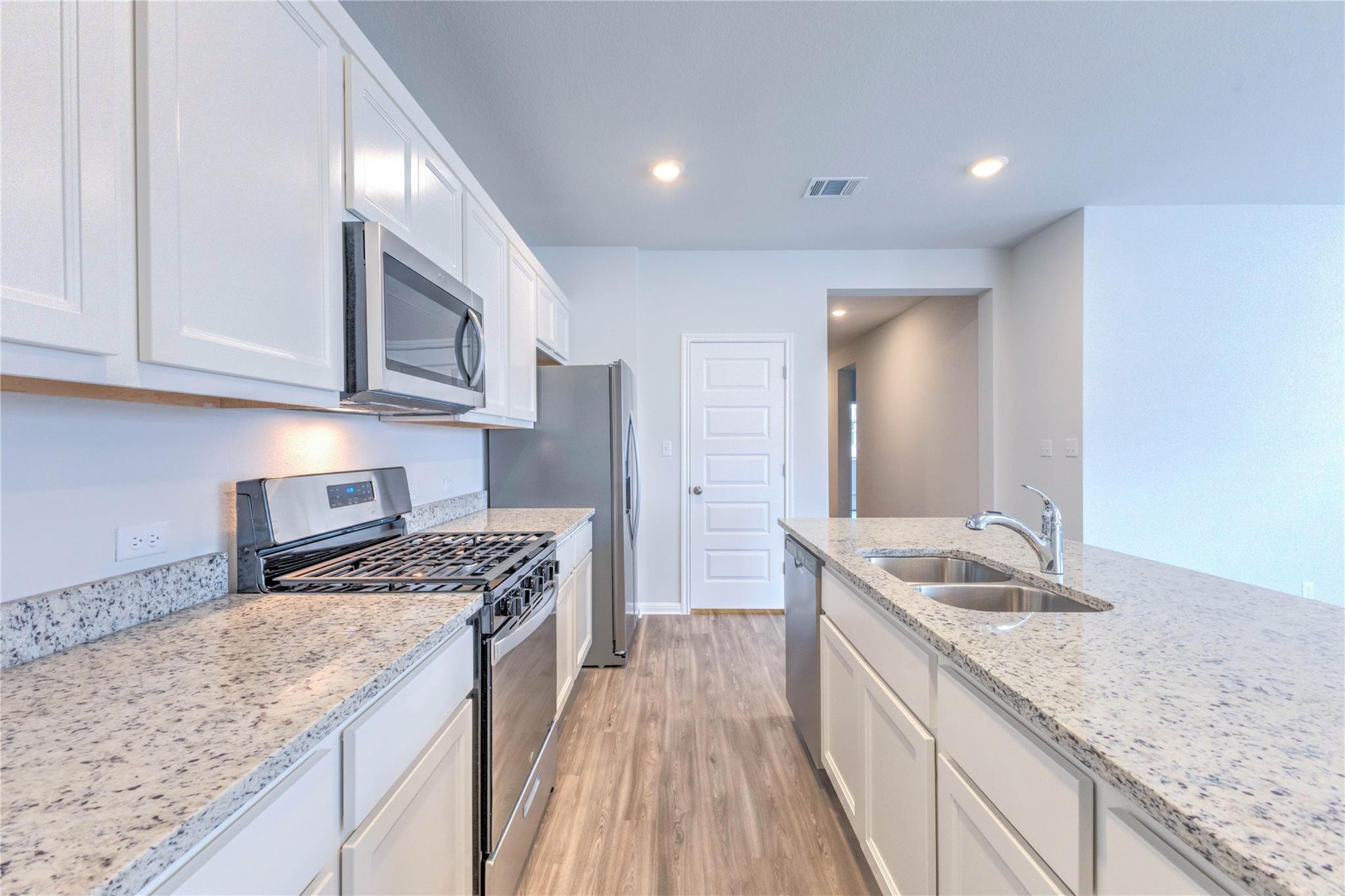 2425 Oscar Eli Pl, Round Rock, TX 78665