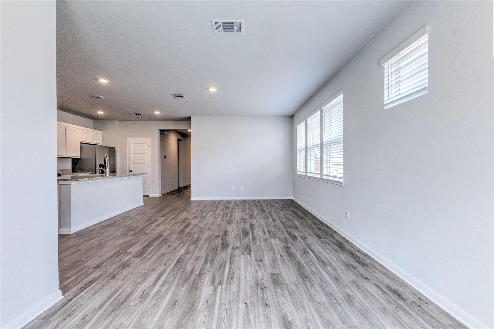 2425 Oscar Eli Pl, Round Rock, TX 78665