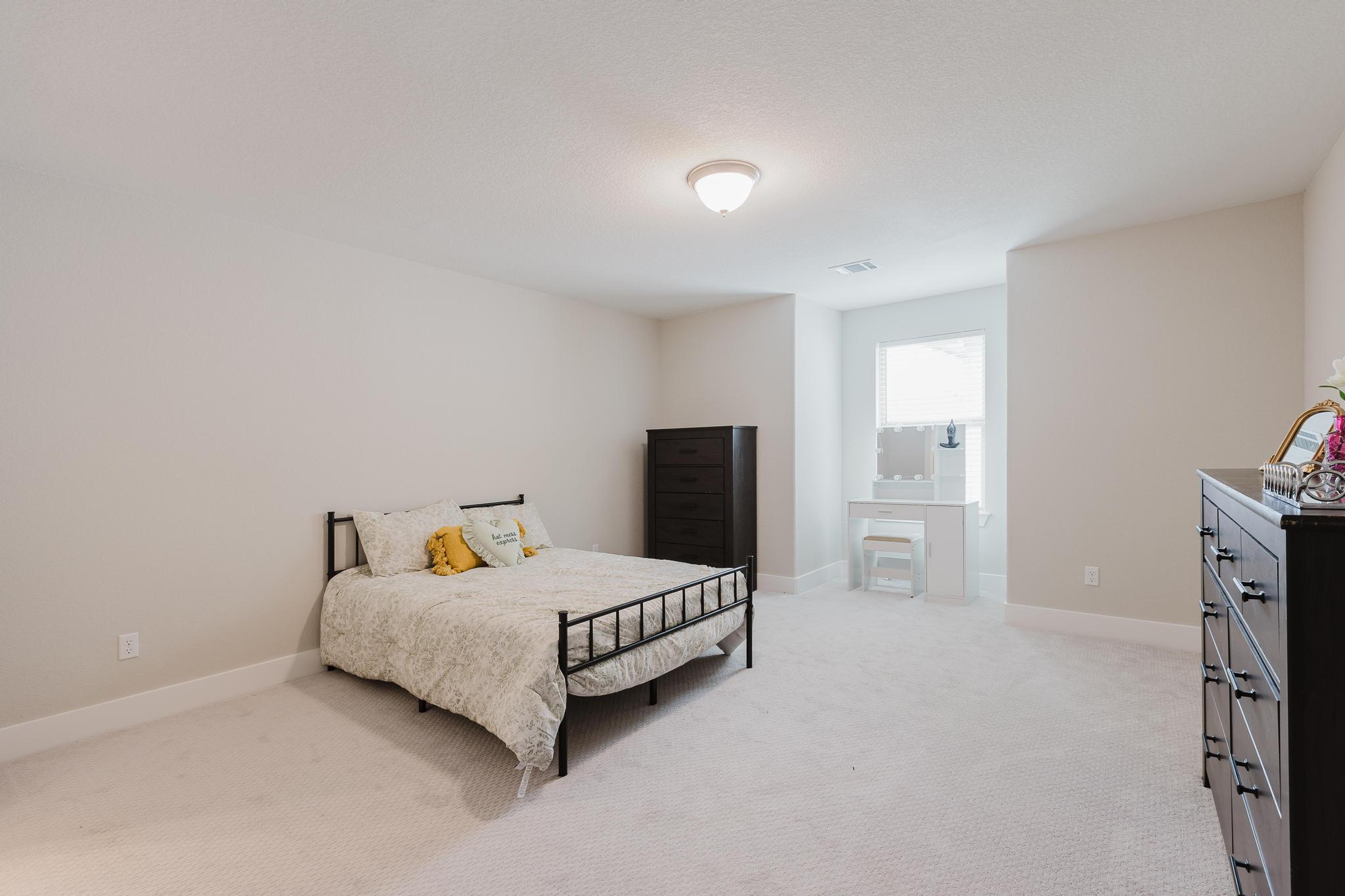 1104 Lickety Ln, Georgetown, TX 78633