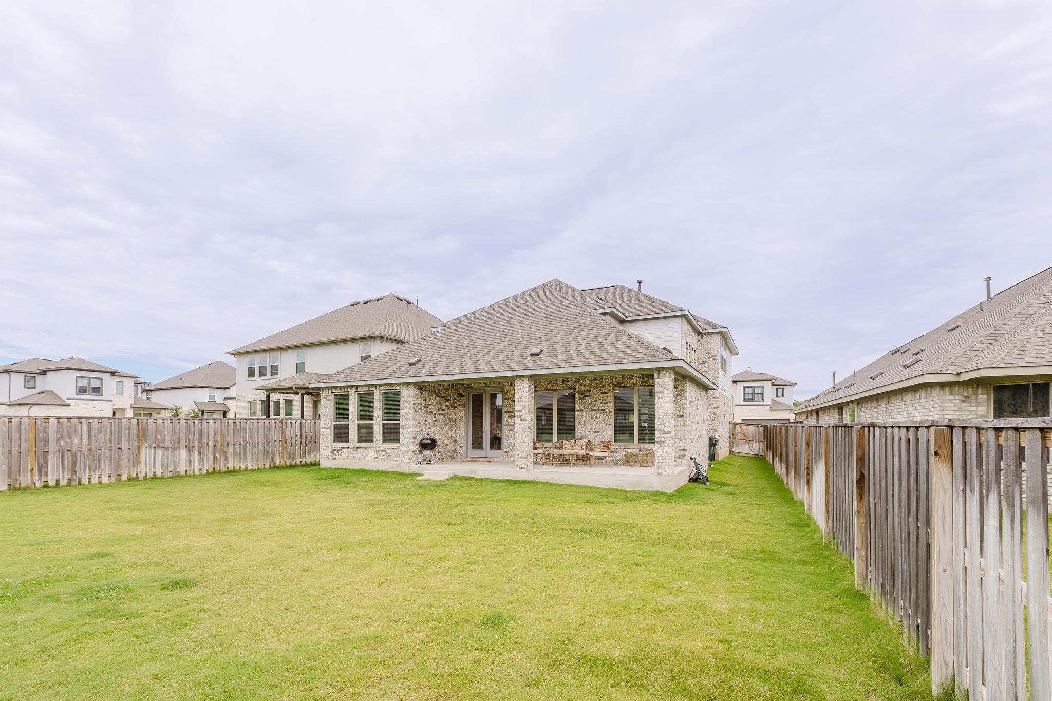 1104 Lickety Ln, Georgetown, TX 78633