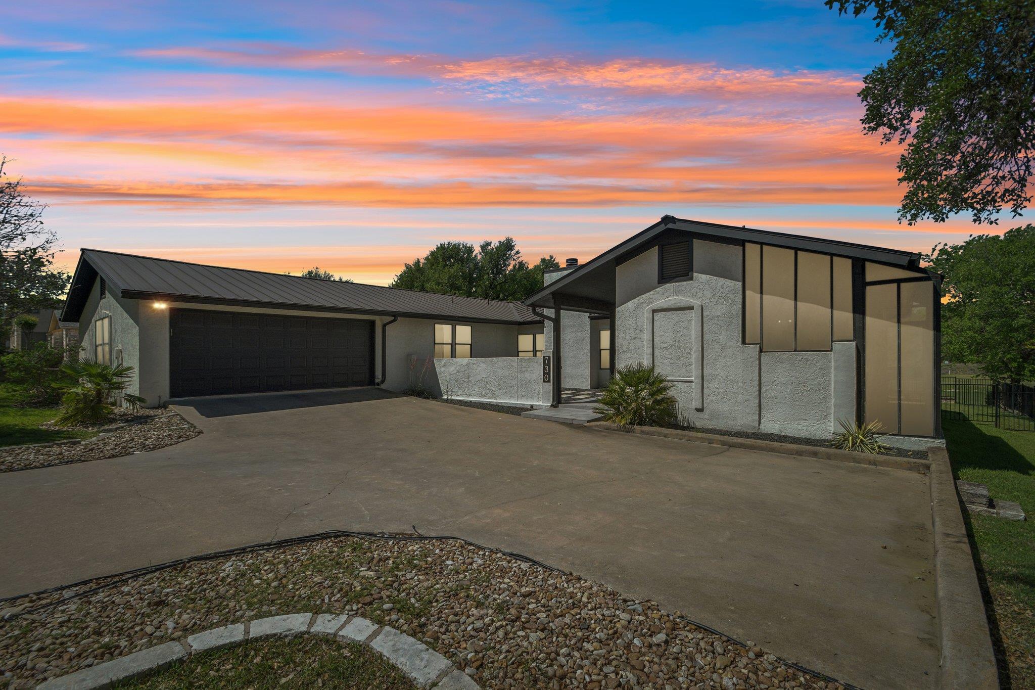 730 Vanguard St, Lakeway, TX 78734