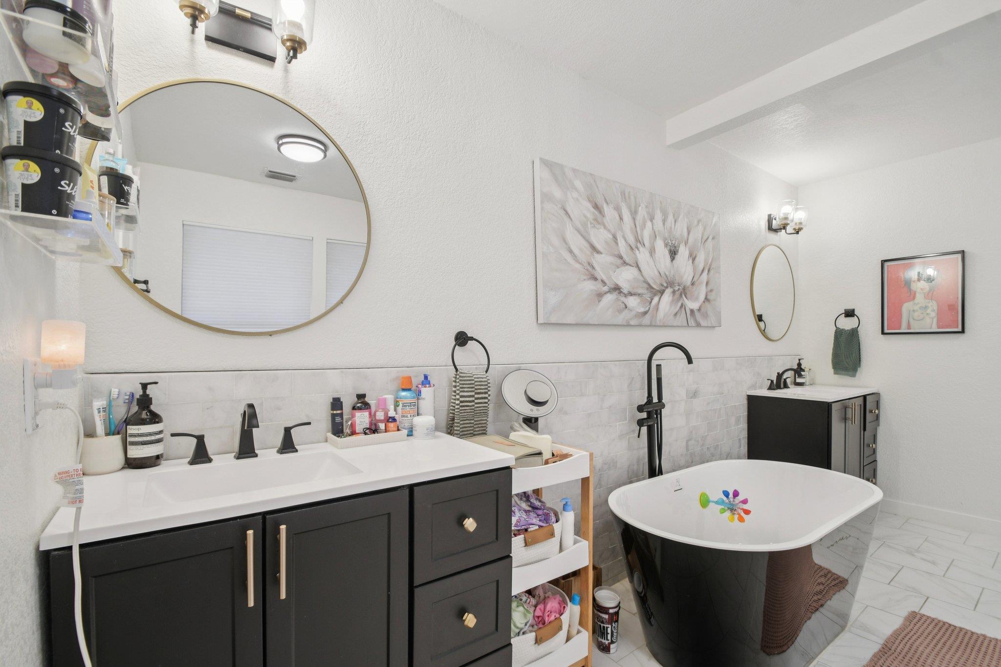 730 Vanguard St, Lakeway, TX 78734