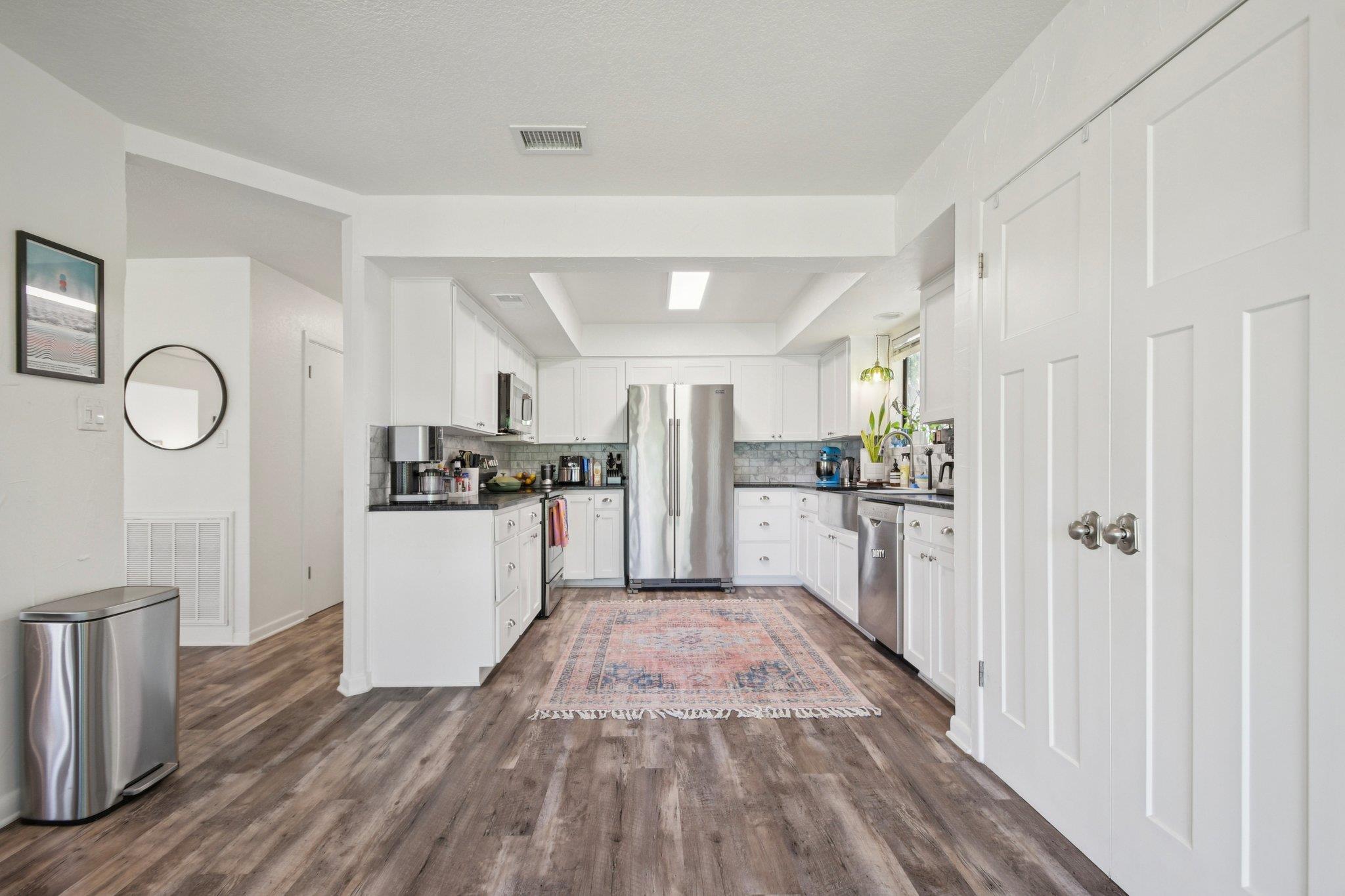 730 Vanguard St, Lakeway, TX 78734