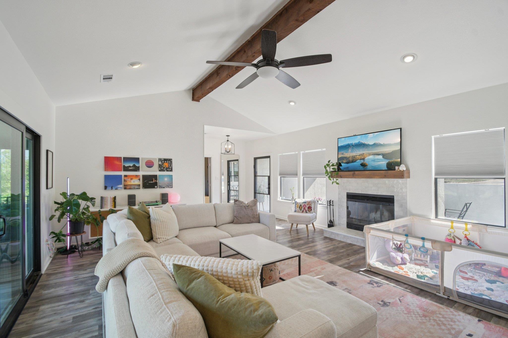 730 Vanguard St, Lakeway, TX 78734