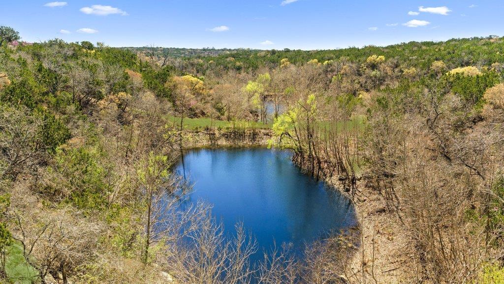 582 Delaware Creek Rd, Blanco, TX 78006