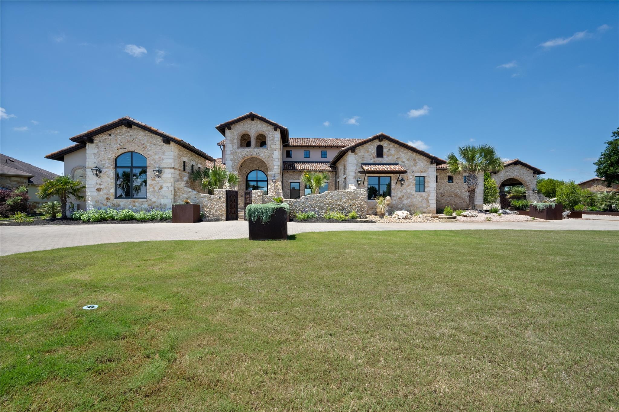 605 Kodiak Trl, Cedar Park, TX 78613