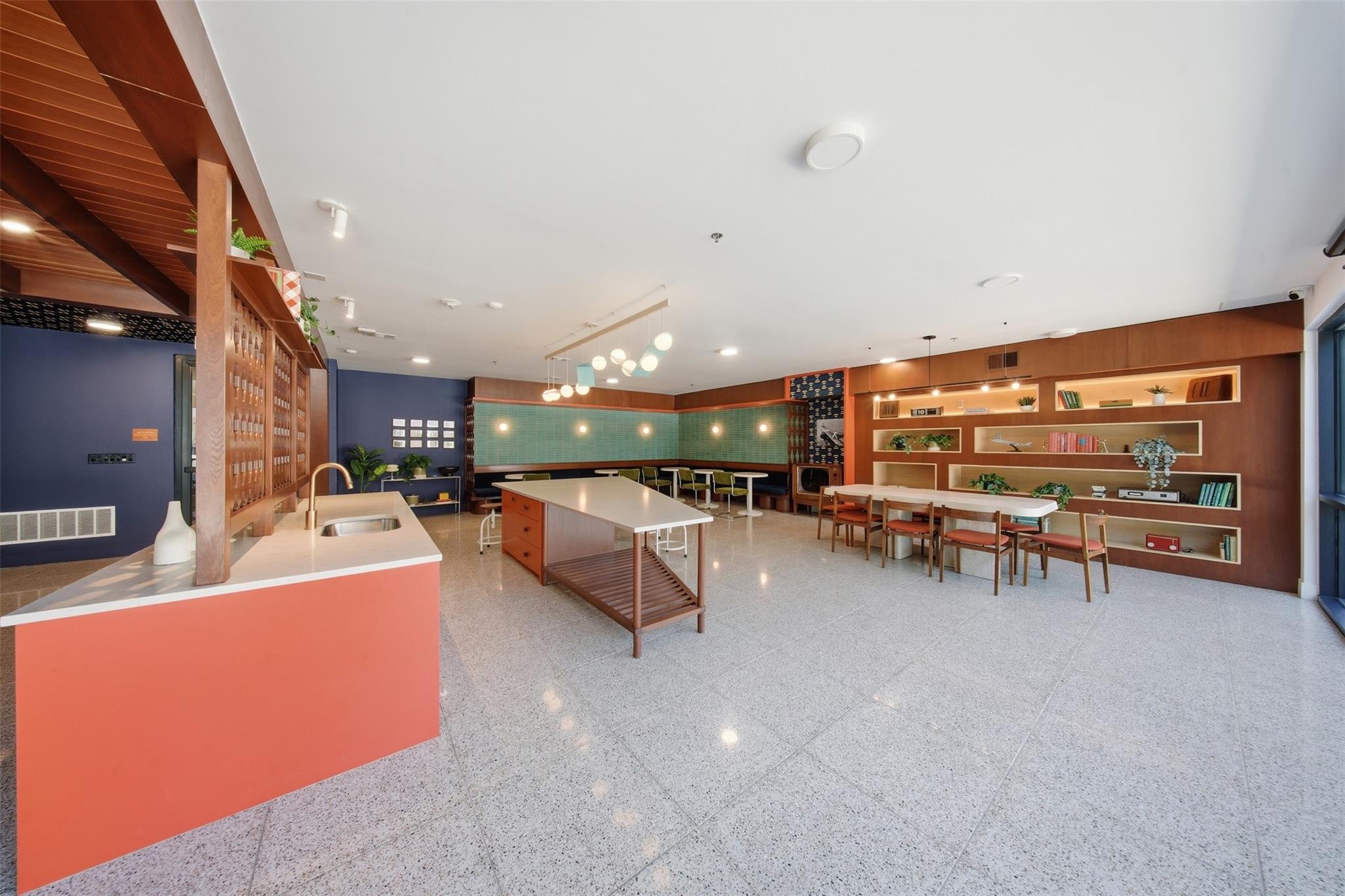 1701 Simond Ave # 615, Austin, TX 78723