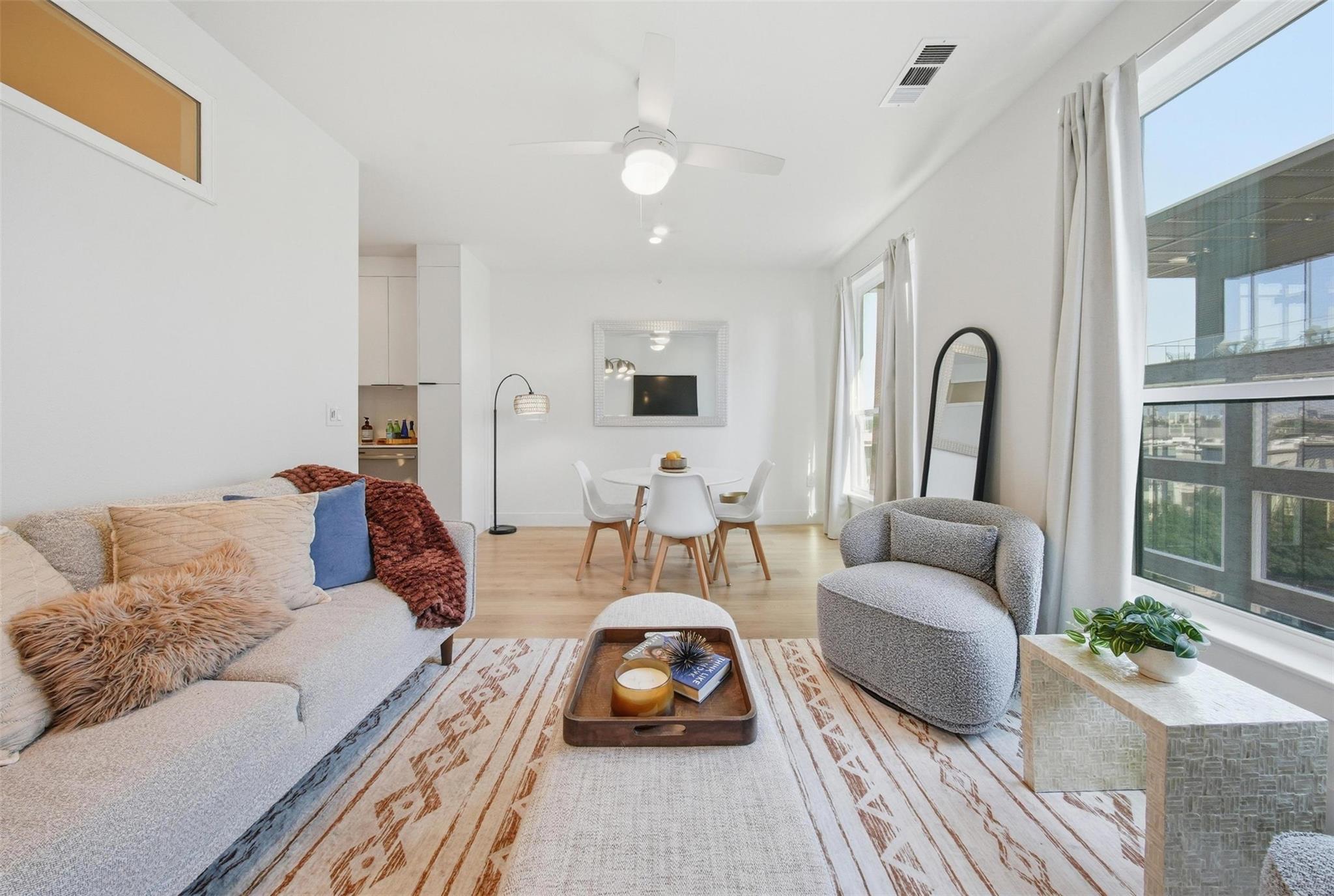 1701 Simond Ave # 615, Austin, TX 78723