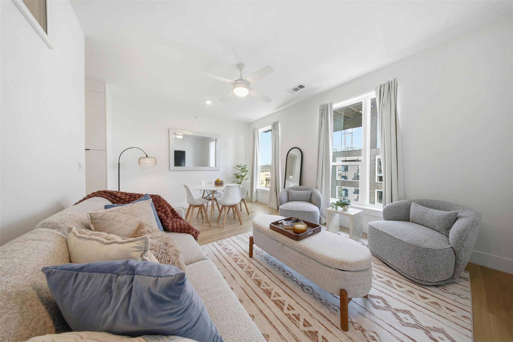 1701 Simond Ave # 615, Austin, TX 78723