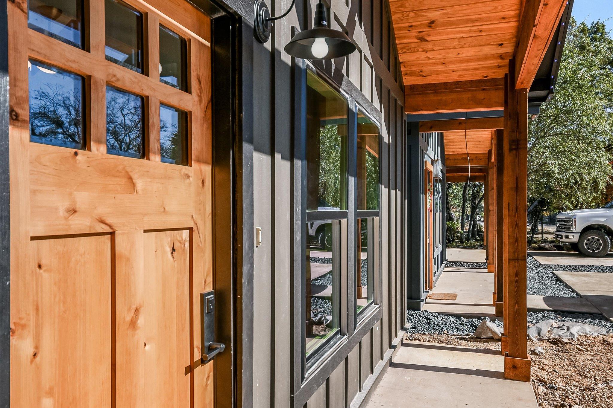 122 SHADY BLUFF Dr, Wimberley, TX 78676