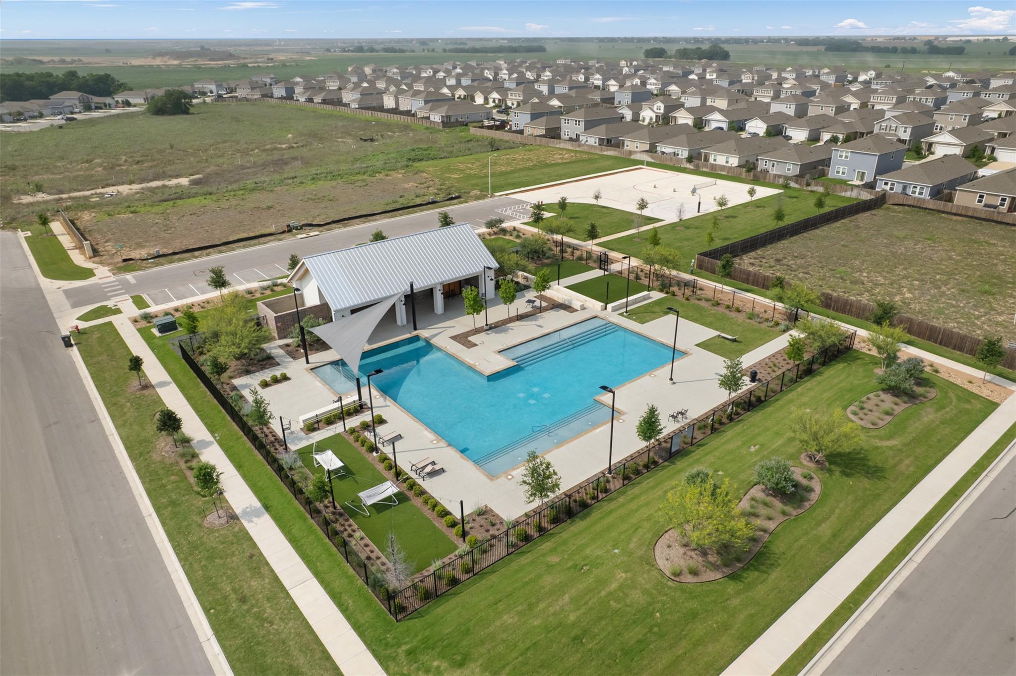 147 Heather Glen Way, Maxwell, TX 78656