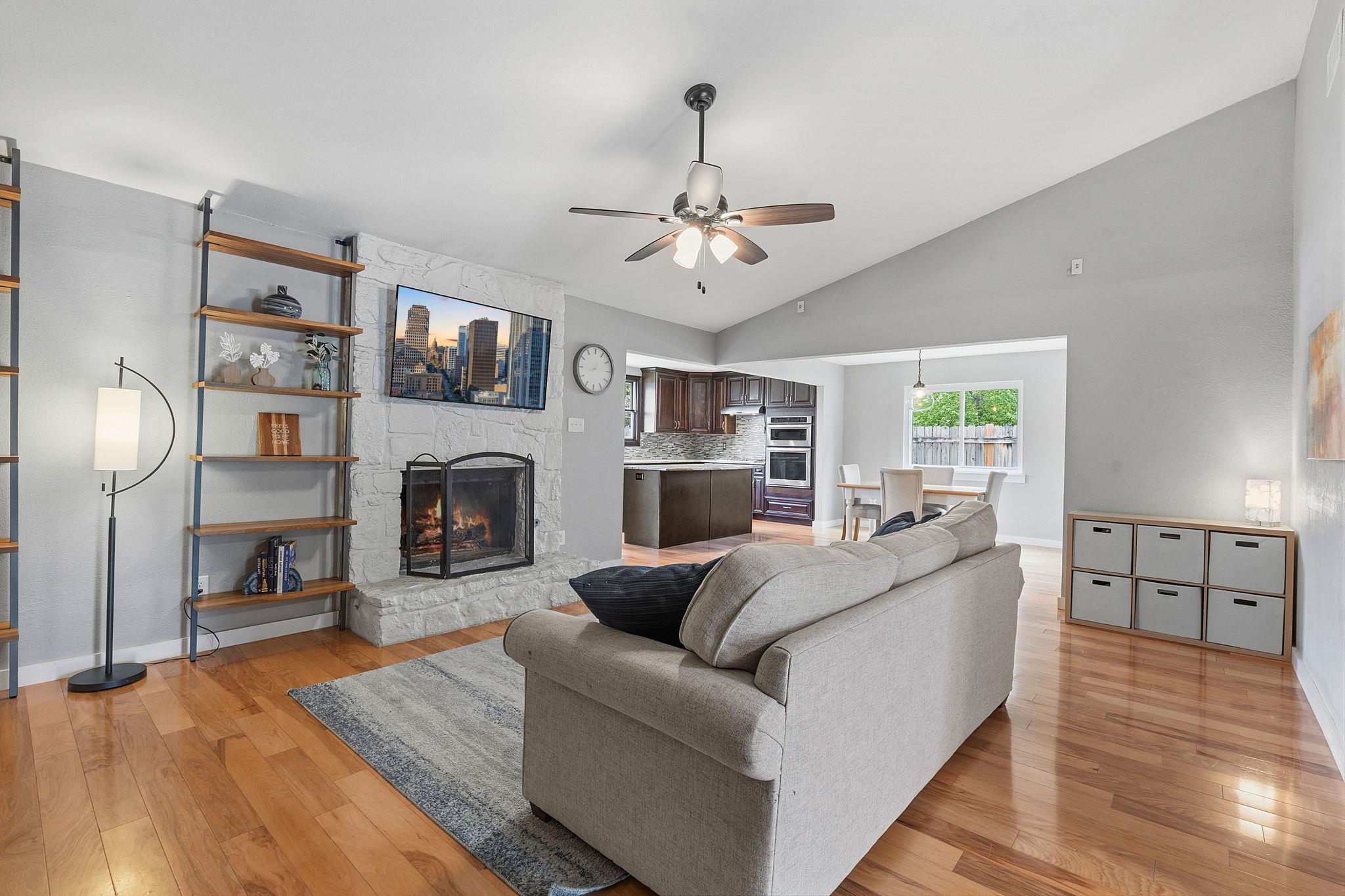 4810 Pelham Dr, Austin, TX 78727