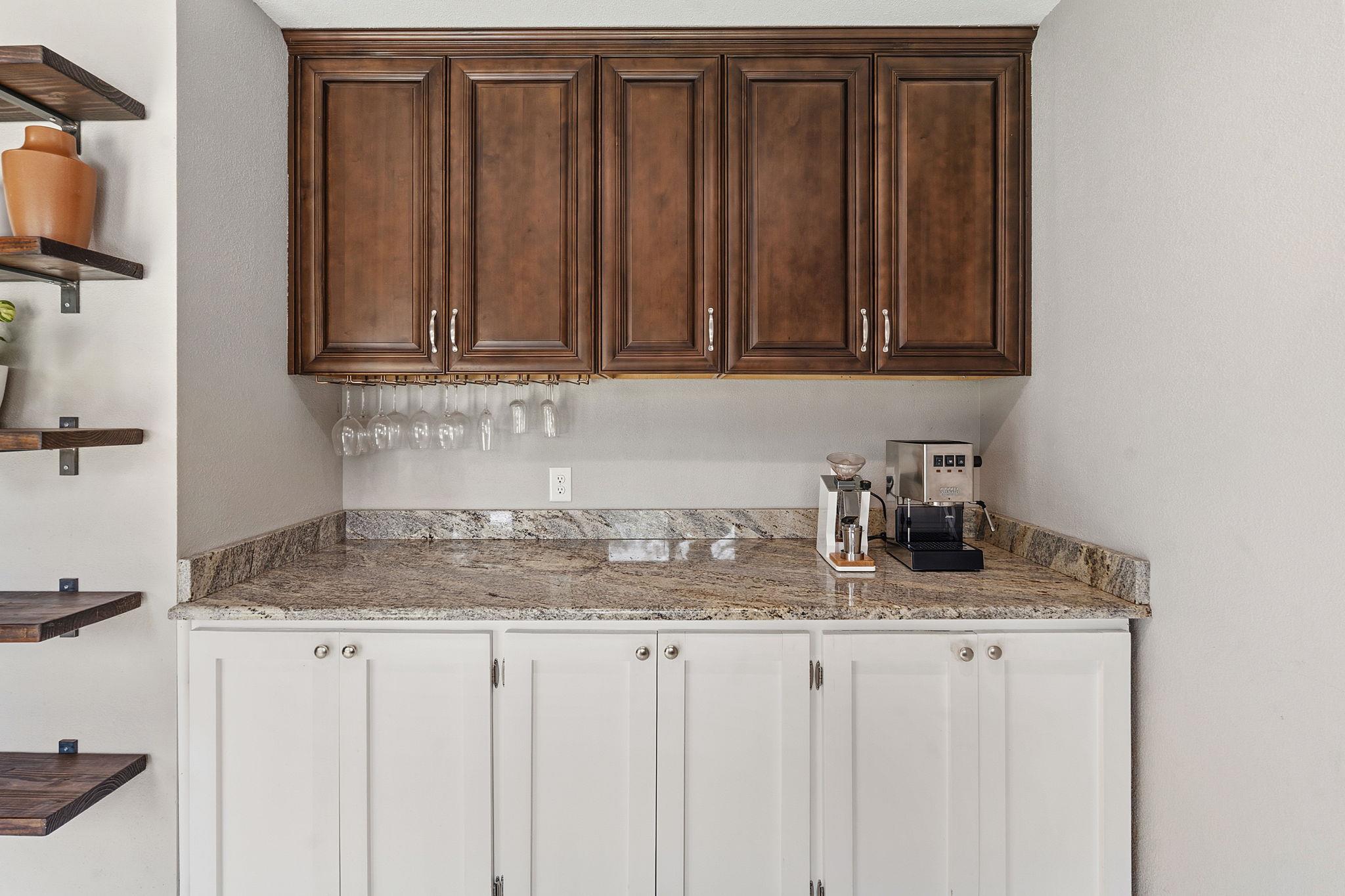 4810 Pelham Dr, Austin, TX 78727