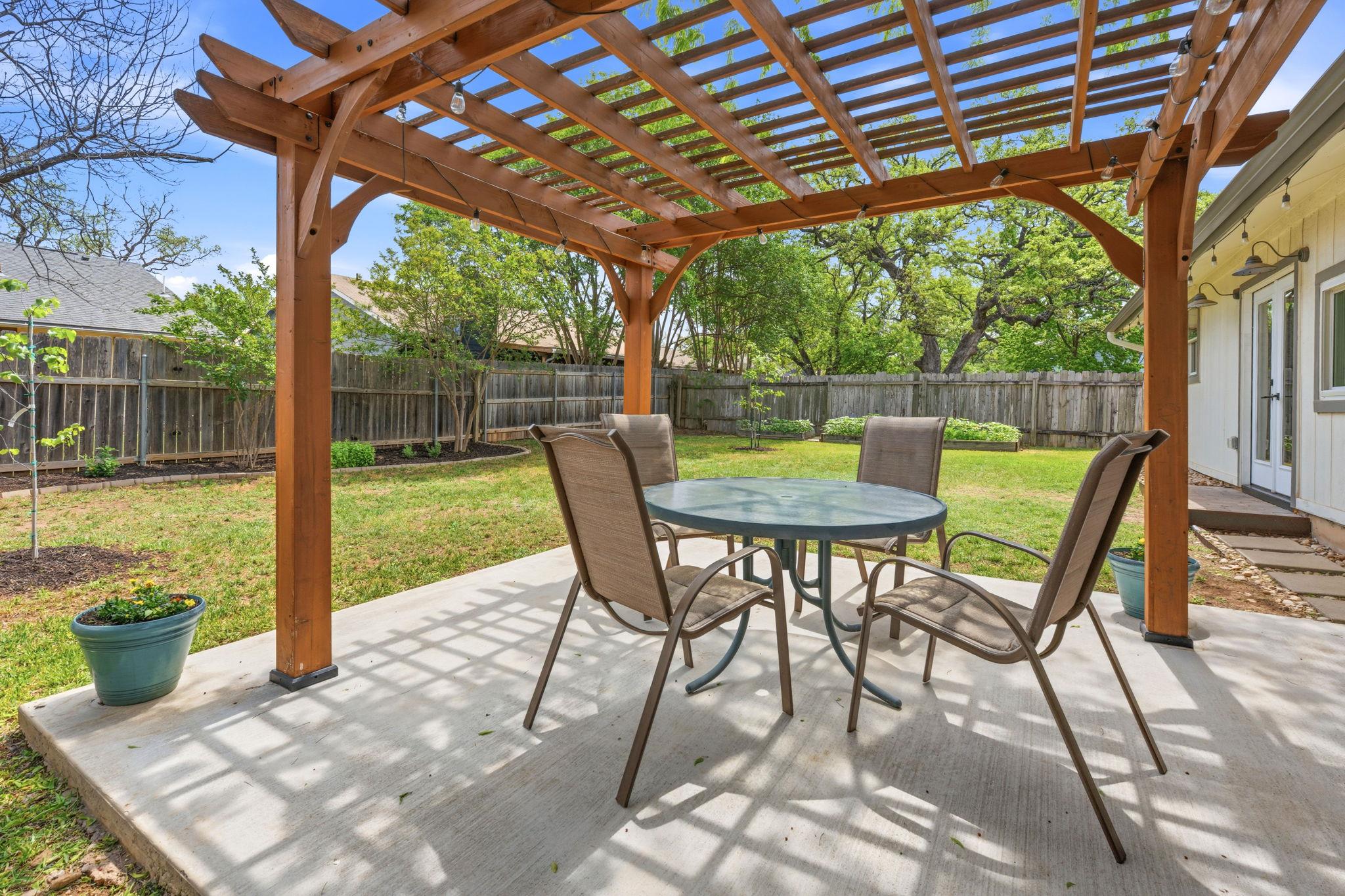 4810 Pelham Dr, Austin, TX 78727