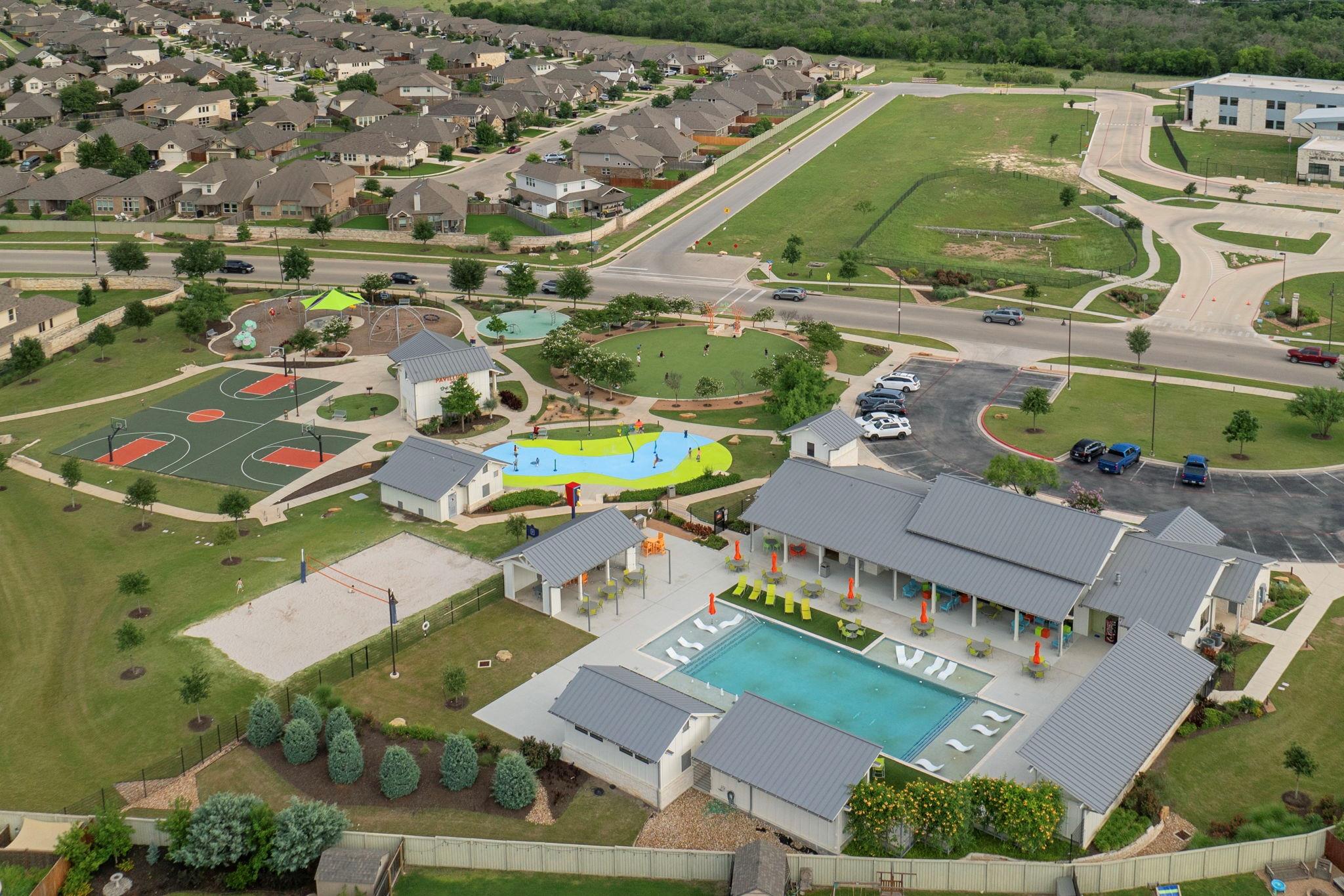 372 Hollister Dr, Liberty Hill, TX 78642