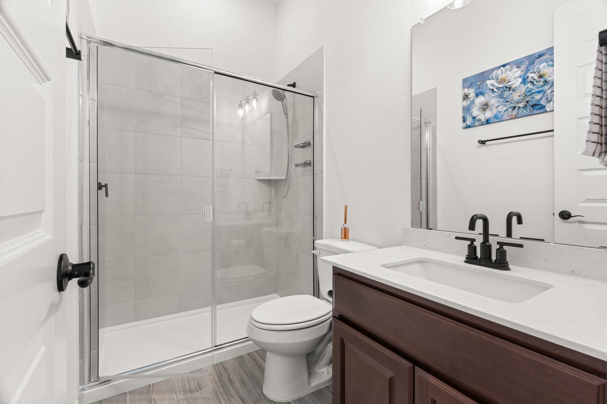 372 Hollister Dr, Liberty Hill, TX 78642