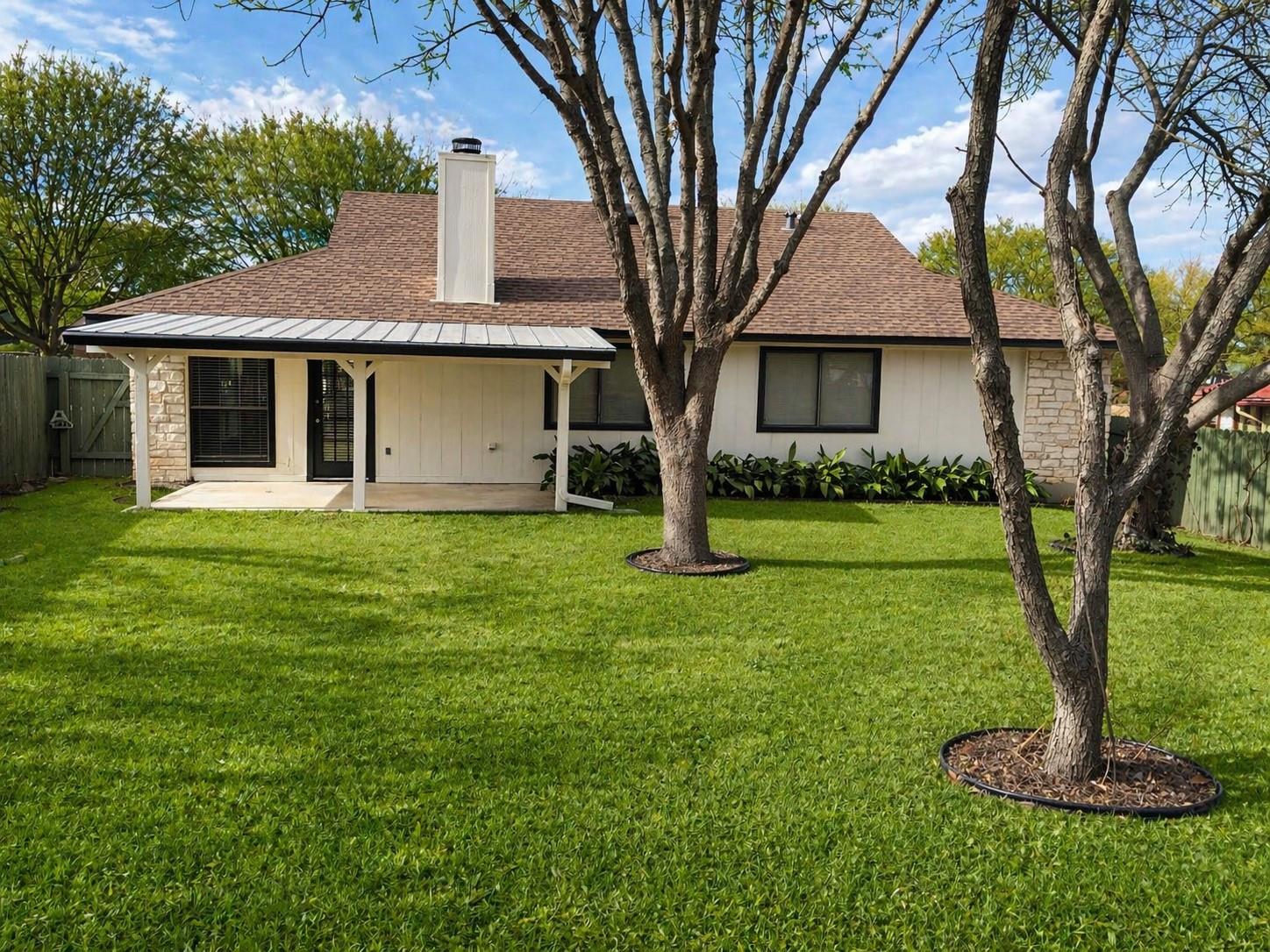 2007 Crystal Shore Dr, Austin, TX 78728