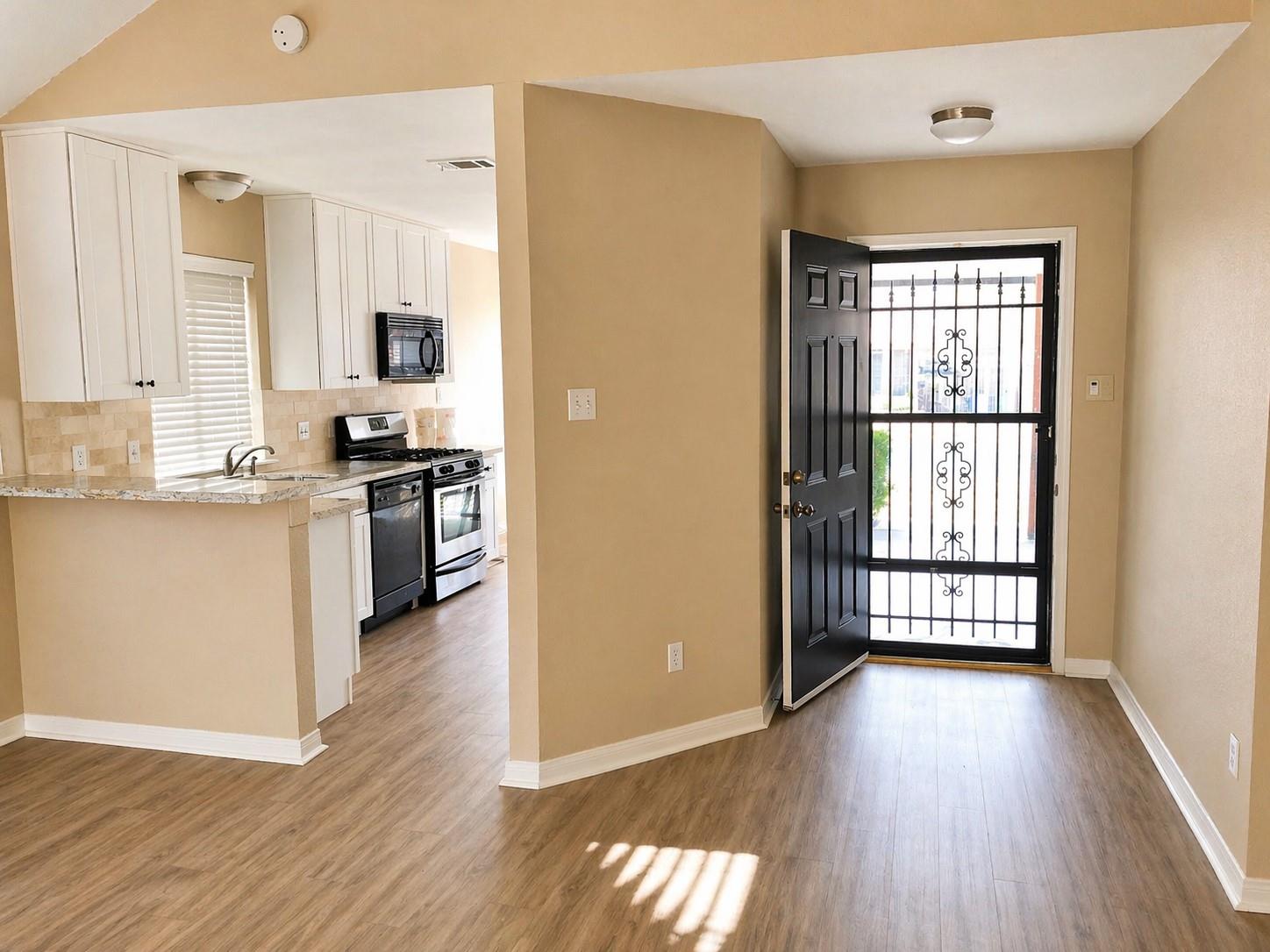 2007 Crystal Shore Dr, Austin, TX 78728